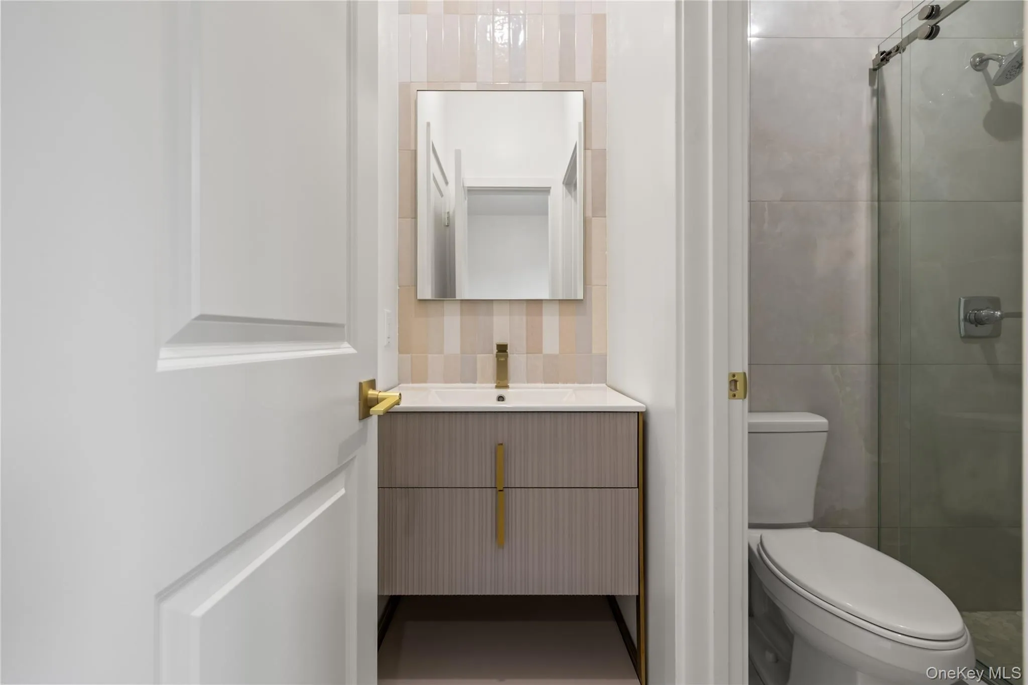 Bathroom #4 Bathroom #4