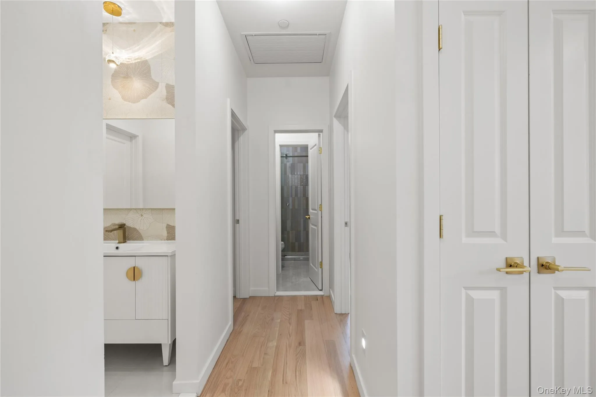 41 Saddle River Road, Ramapo, NY, 5 Bedrooms Bedrooms, 9 Rooms Rooms,3 BathroomsBathrooms,Residential,For Rent,Saddle River,0,1043813 41 Saddle River Road, Ramapo, NY, 5 Bedrooms Bedrooms, 9 Rooms Rooms,3 BathroomsBathrooms,Residential,For Rent,Saddle River,0,1043813
