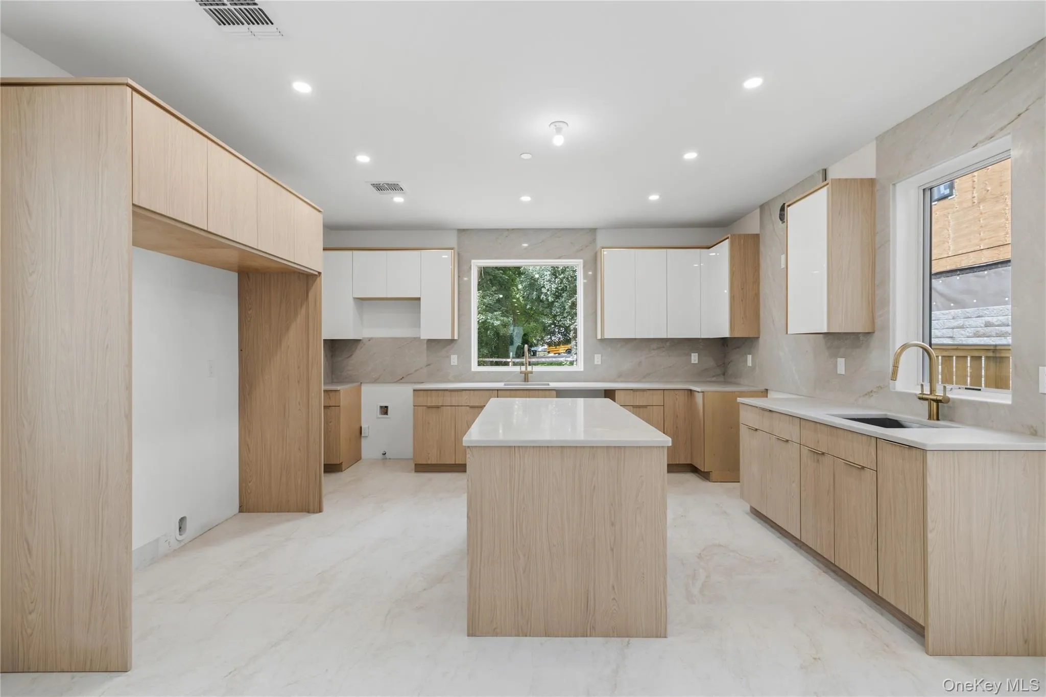 41 Saddle River Road, Ramapo, NY, 5 Bedrooms Bedrooms, 9 Rooms Rooms,3 BathroomsBathrooms,Residential,For Rent,Saddle River,0,1043813 41 Saddle River Road, Ramapo, NY, 5 Bedrooms Bedrooms, 9 Rooms Rooms,3 BathroomsBathrooms,Residential,For Rent,Saddle River,0,1043813