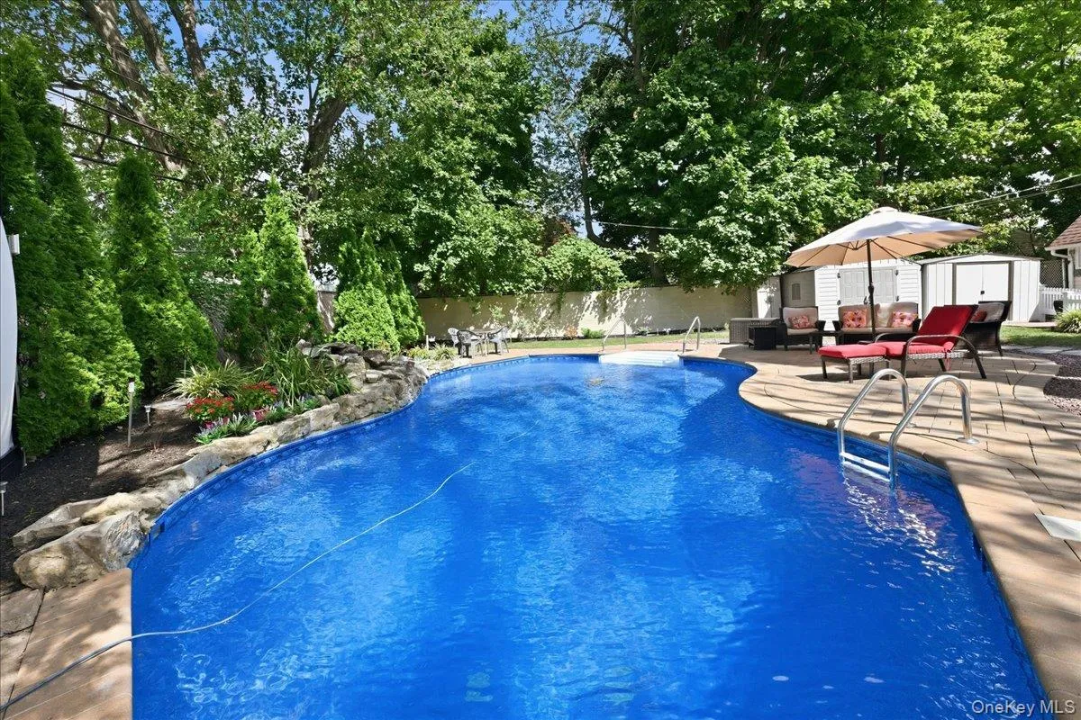 136 Tardy Lane, Hempstead, NY, 4 Bedrooms Bedrooms, 7 Rooms Rooms,2 BathroomsBathrooms,Residential,For Rent,Tardy,0,1043815 136 Tardy Lane, Hempstead, NY, 4 Bedrooms Bedrooms, 7 Rooms Rooms,2 BathroomsBathrooms,Residential,For Rent,Tardy,0,1043815