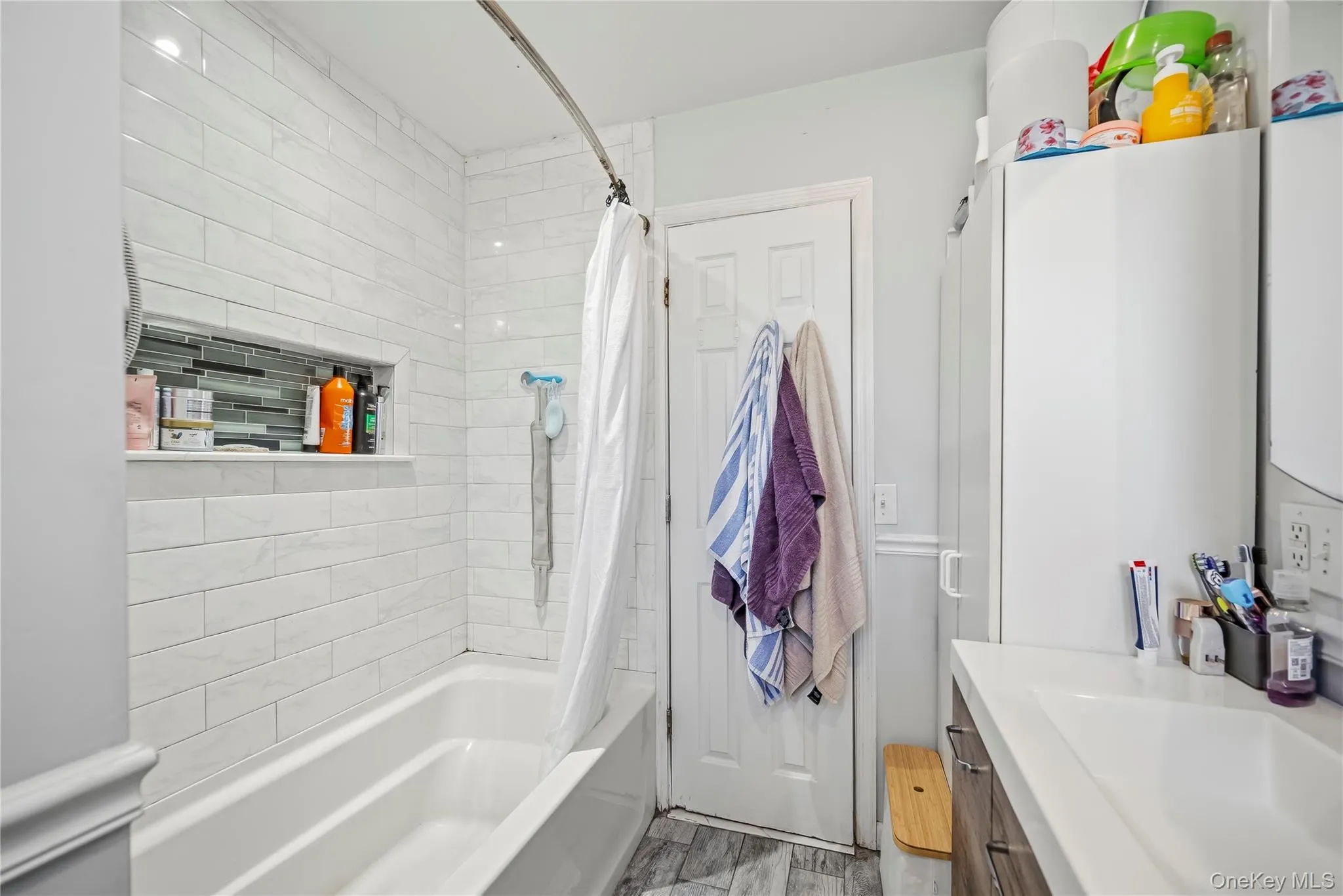 19 Blake Street, Newburgh (city), NY, 3 Bedrooms Bedrooms, 5 Rooms Rooms,1 BathroomBathrooms,Residential,For Rent,Blake,0,1043821 19 Blake Street, Newburgh (city), NY, 3 Bedrooms Bedrooms, 5 Rooms Rooms,1 BathroomBathrooms,Residential,For Rent,Blake,0,1043821