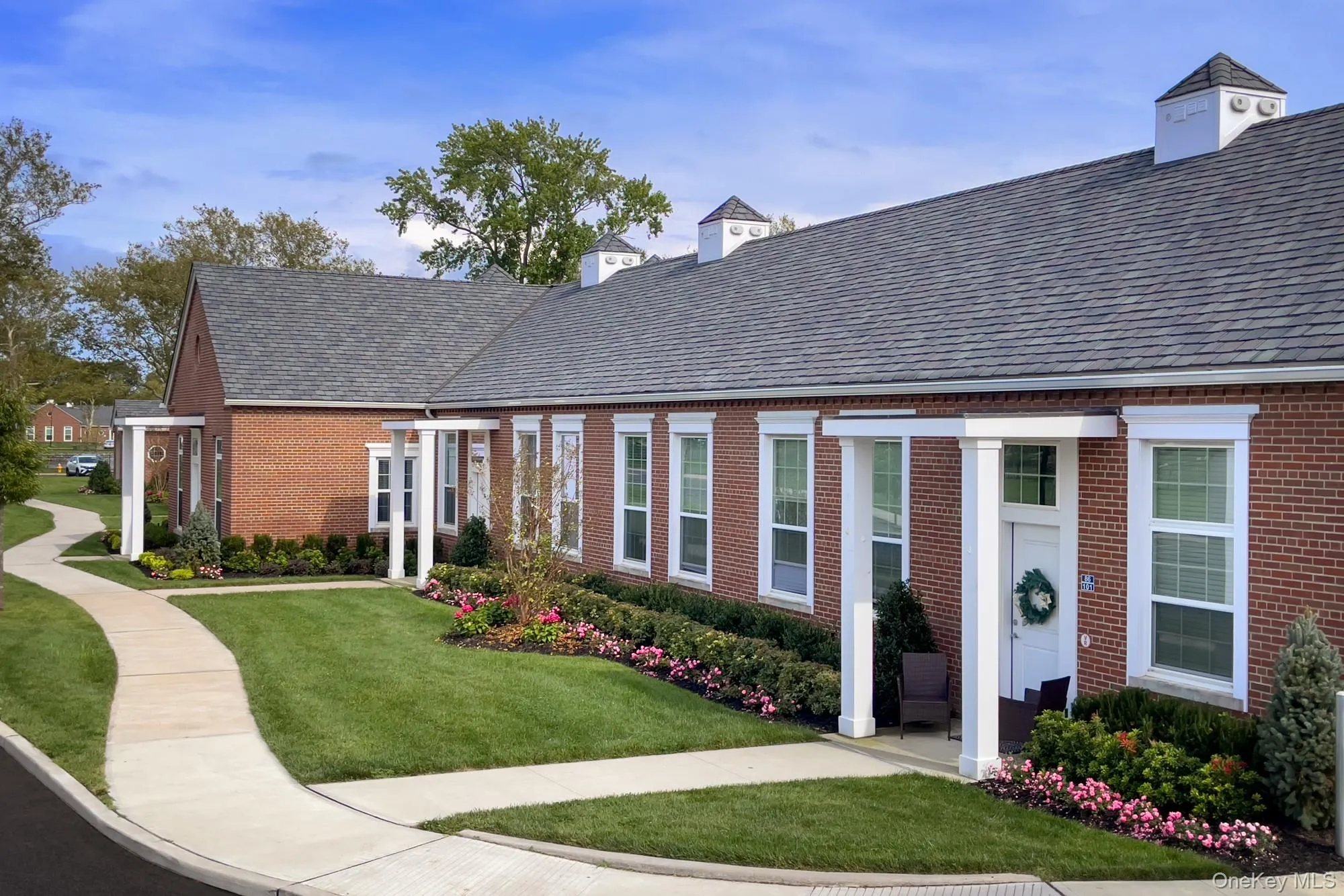 94302 Circle Drive, Islip, NY, 2 Bedrooms Bedrooms, 6 Rooms Rooms,2 BathroomsBathrooms,Residential Lease,For Rent,Circle,0,1043829 94302 Circle Drive, Islip, NY, 2 Bedrooms Bedrooms, 6 Rooms Rooms,2 BathroomsBathrooms,Residential Lease,For Rent,Circle,0,1043829