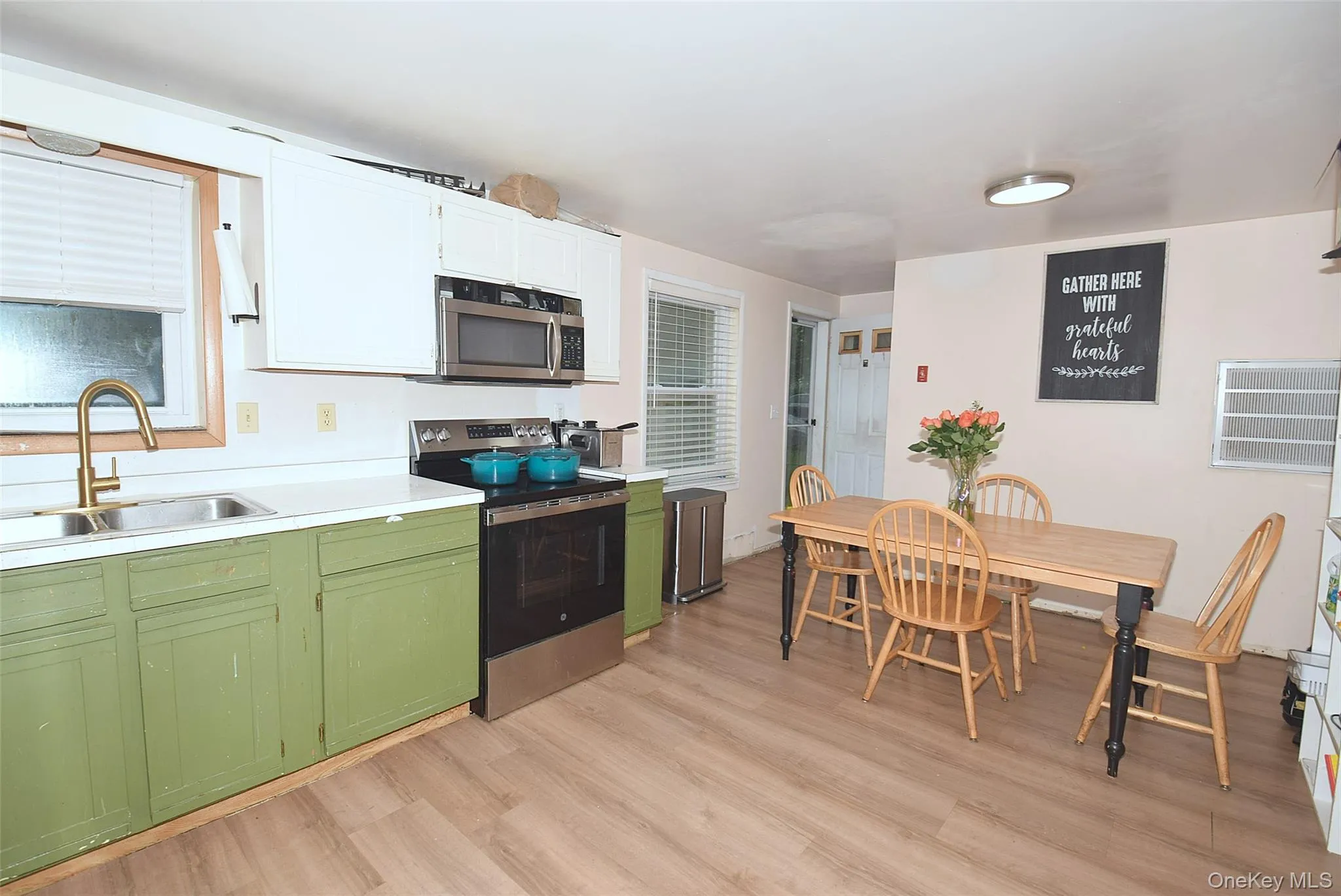 35 20th Street, Babylon, NY, 3 Bedrooms Bedrooms, 5 Rooms Rooms,1 BathroomBathrooms,Residential,For Rent,20th,0,1043833 35 20th Street, Babylon, NY, 3 Bedrooms Bedrooms, 5 Rooms Rooms,1 BathroomBathrooms,Residential,For Rent,20th,0,1043833