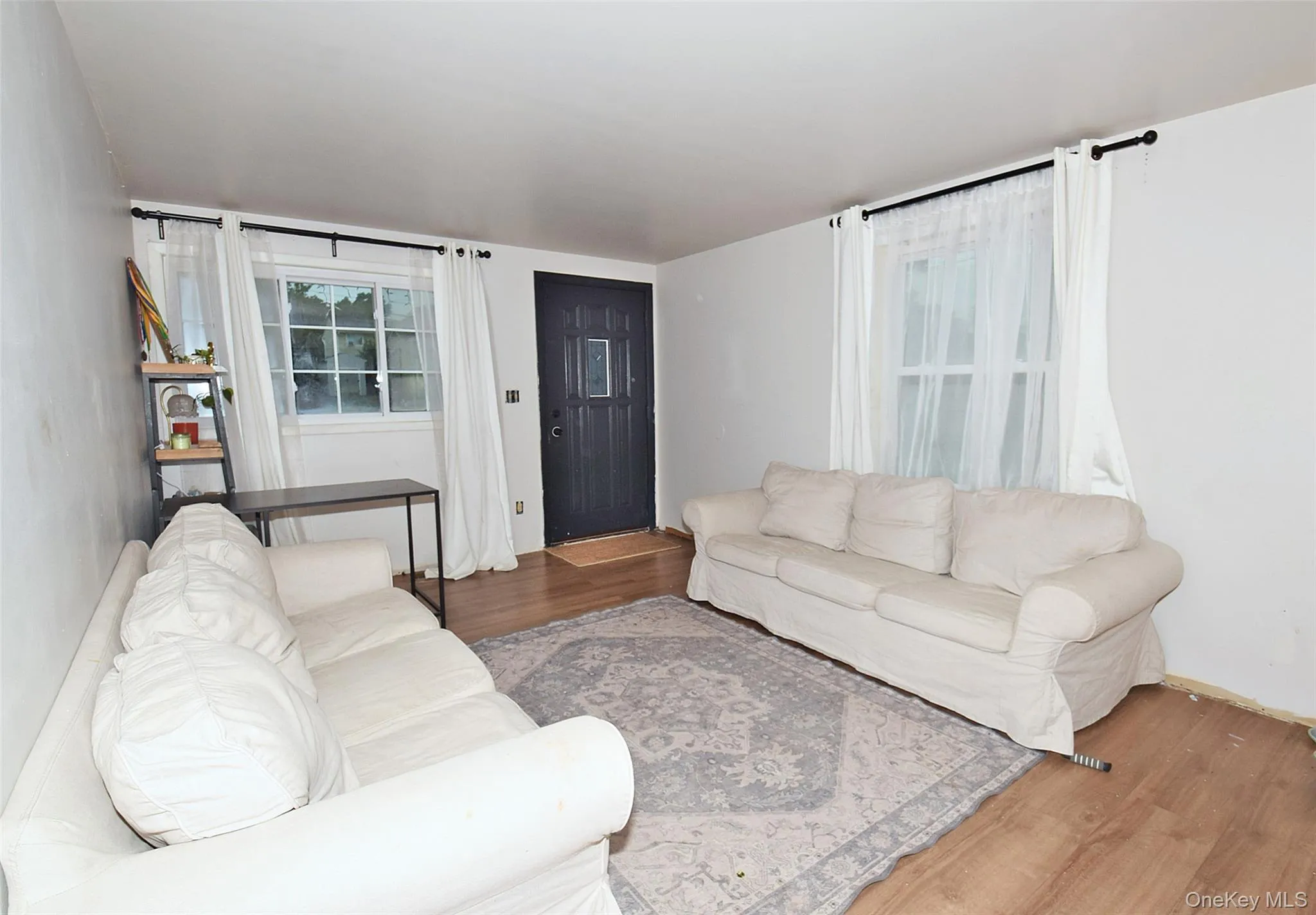 35 20th Street, Babylon, NY, 3 Bedrooms Bedrooms, 5 Rooms Rooms,1 BathroomBathrooms,Residential,For Rent,20th,0,1043833 35 20th Street, Babylon, NY, 3 Bedrooms Bedrooms, 5 Rooms Rooms,1 BathroomBathrooms,Residential,For Rent,20th,0,1043833