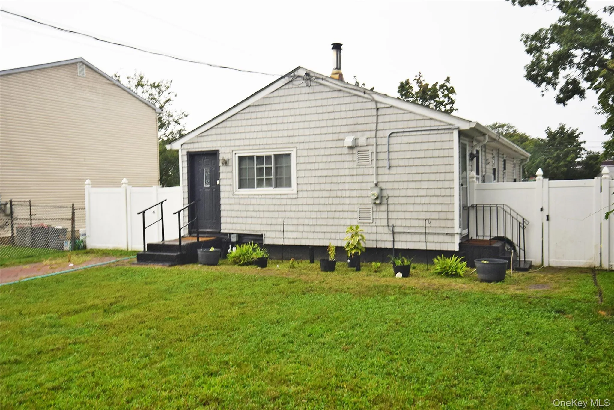 35 20th Street, Babylon, NY, 3 Bedrooms Bedrooms, 5 Rooms Rooms,1 BathroomBathrooms,Residential,For Rent,20th,0,1043833 35 20th Street, Babylon, NY, 3 Bedrooms Bedrooms, 5 Rooms Rooms,1 BathroomBathrooms,Residential,For Rent,20th,0,1043833