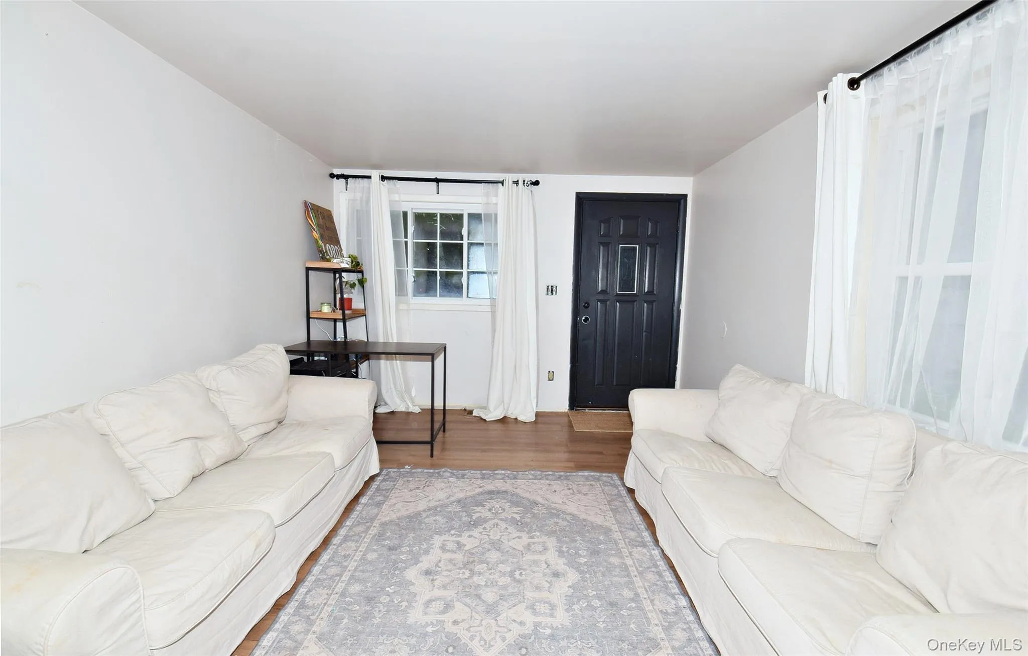 35 20th Street, Babylon, NY, 3 Bedrooms Bedrooms, 5 Rooms Rooms,1 BathroomBathrooms,Residential,For Rent,20th,0,1043833 35 20th Street, Babylon, NY, 3 Bedrooms Bedrooms, 5 Rooms Rooms,1 BathroomBathrooms,Residential,For Rent,20th,0,1043833
