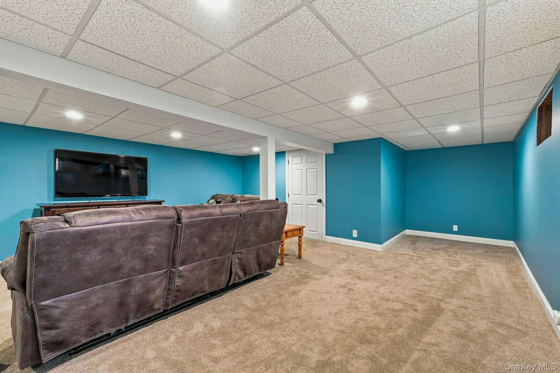 8 Marlan Court, Smithtown, NY, 3 Bedrooms Bedrooms, 7 Rooms Rooms,2 BathroomsBathrooms,Residential Lease,For Rent,Marlan,0,1043836 8 Marlan Court, Smithtown, NY, 3 Bedrooms Bedrooms, 7 Rooms Rooms,2 BathroomsBathrooms,Residential Lease,For Rent,Marlan,0,1043836