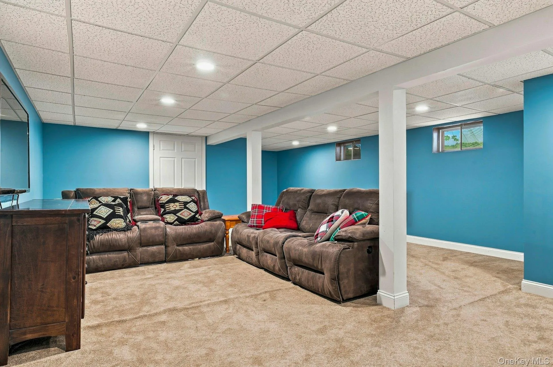 8 Marlan Court, Smithtown, NY, 3 Bedrooms Bedrooms, 7 Rooms Rooms,2 BathroomsBathrooms,Residential Lease,For Rent,Marlan,0,1043836 8 Marlan Court, Smithtown, NY, 3 Bedrooms Bedrooms, 7 Rooms Rooms,2 BathroomsBathrooms,Residential Lease,For Rent,Marlan,0,1043836