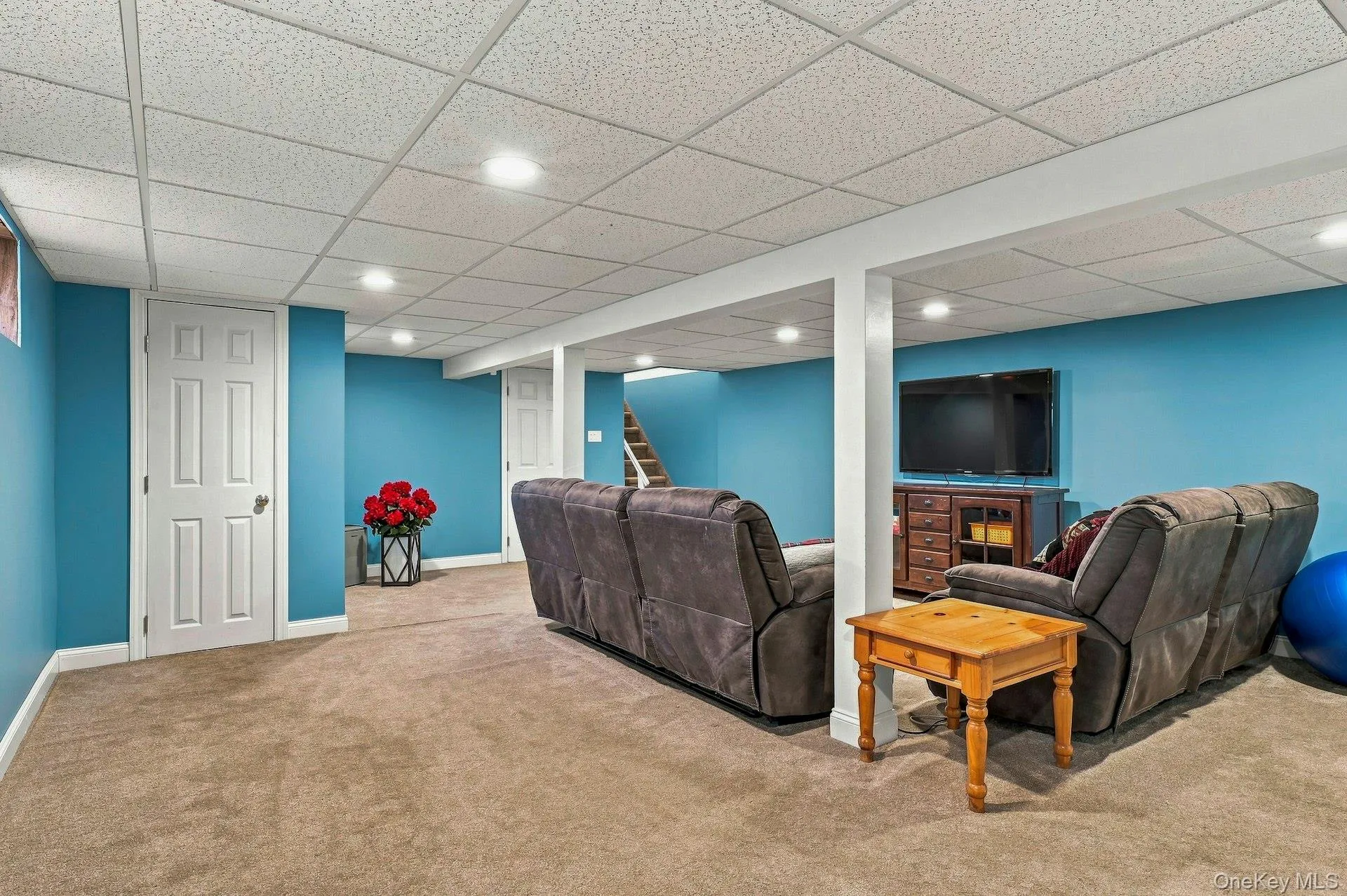 8 Marlan Court, Smithtown, NY, 3 Bedrooms Bedrooms, 7 Rooms Rooms,2 BathroomsBathrooms,Residential Lease,For Rent,Marlan,0,1043836 8 Marlan Court, Smithtown, NY, 3 Bedrooms Bedrooms, 7 Rooms Rooms,2 BathroomsBathrooms,Residential Lease,For Rent,Marlan,0,1043836