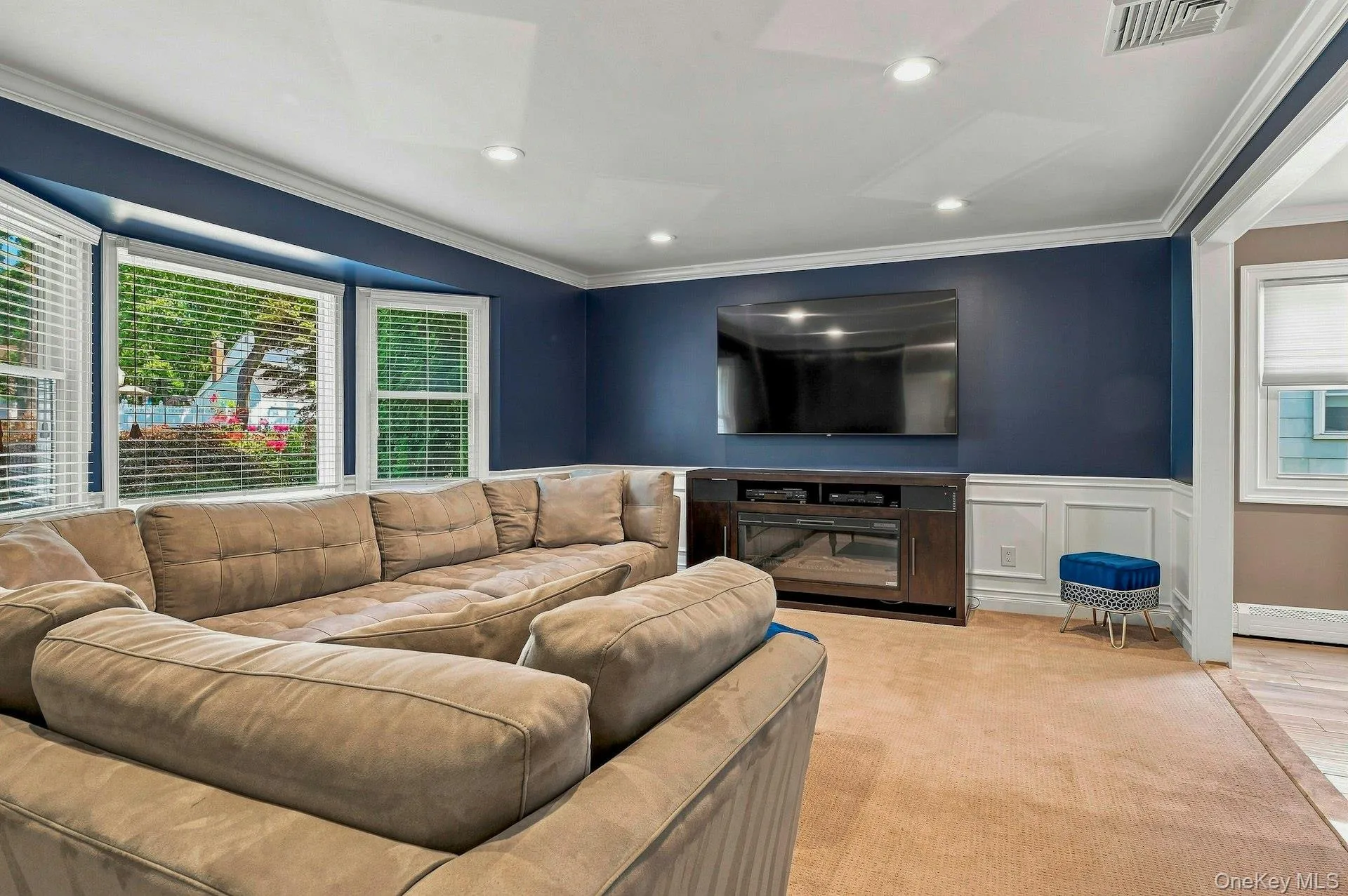 8 Marlan Court, Smithtown, NY, 3 Bedrooms Bedrooms, 7 Rooms Rooms,2 BathroomsBathrooms,Residential Lease,For Rent,Marlan,0,1043836 8 Marlan Court, Smithtown, NY, 3 Bedrooms Bedrooms, 7 Rooms Rooms,2 BathroomsBathrooms,Residential Lease,For Rent,Marlan,0,1043836