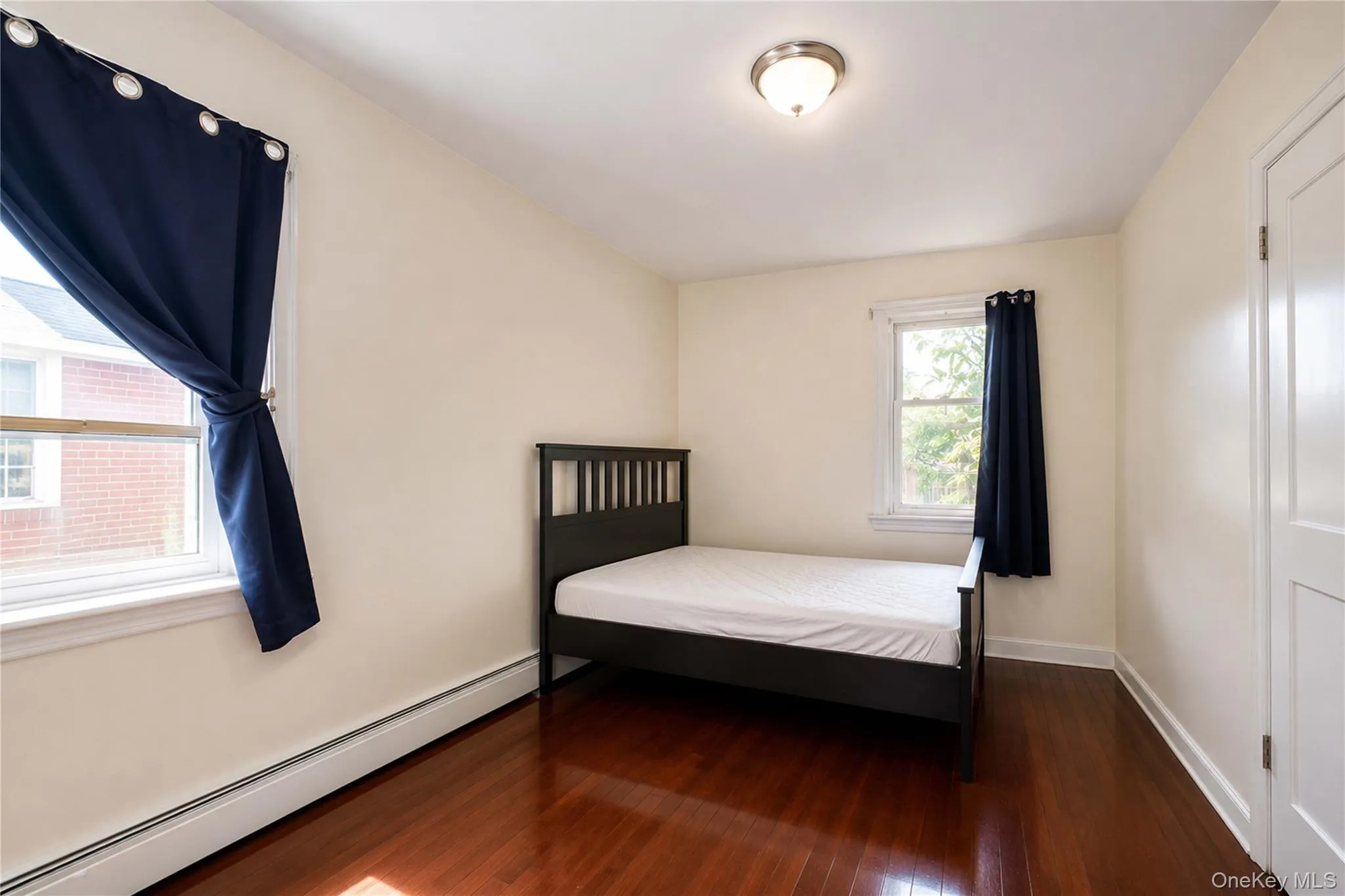 175 Latham Road, North Hempstead, NY, 5 Bedrooms Bedrooms, 7 Rooms Rooms,2 BathroomsBathrooms,Residential,For Rent,Latham,0,1043837 175 Latham Road, North Hempstead, NY, 5 Bedrooms Bedrooms, 7 Rooms Rooms,2 BathroomsBathrooms,Residential,For Rent,Latham,0,1043837