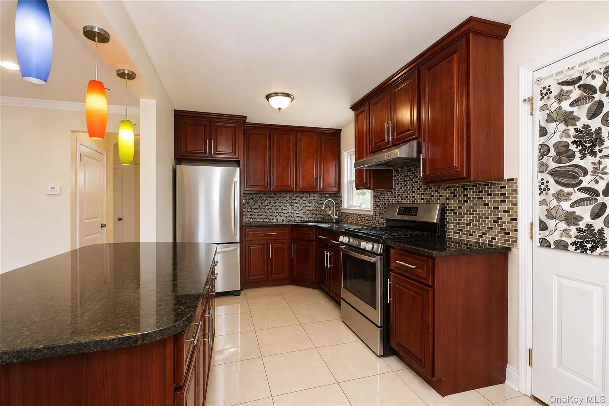 175 Latham Road, North Hempstead, NY, 5 Bedrooms Bedrooms, 7 Rooms Rooms,2 BathroomsBathrooms,Residential,For Rent,Latham,0,1043837 175 Latham Road, North Hempstead, NY, 5 Bedrooms Bedrooms, 7 Rooms Rooms,2 BathroomsBathrooms,Residential,For Rent,Latham,0,1043837