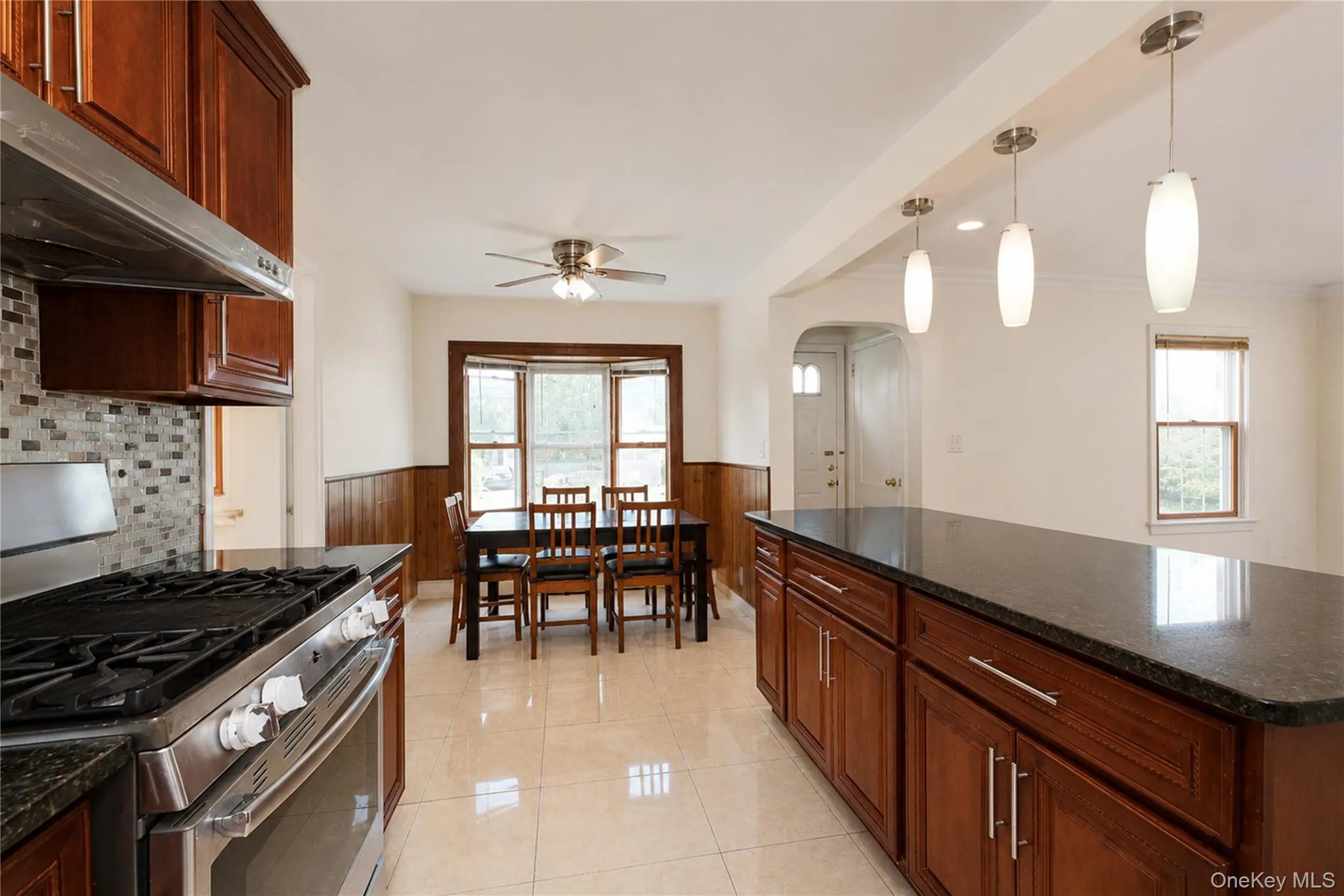 175 Latham Road, North Hempstead, NY, 5 Bedrooms Bedrooms, 7 Rooms Rooms,2 BathroomsBathrooms,Residential,For Rent,Latham,0,1043837 175 Latham Road, North Hempstead, NY, 5 Bedrooms Bedrooms, 7 Rooms Rooms,2 BathroomsBathrooms,Residential,For Rent,Latham,0,1043837