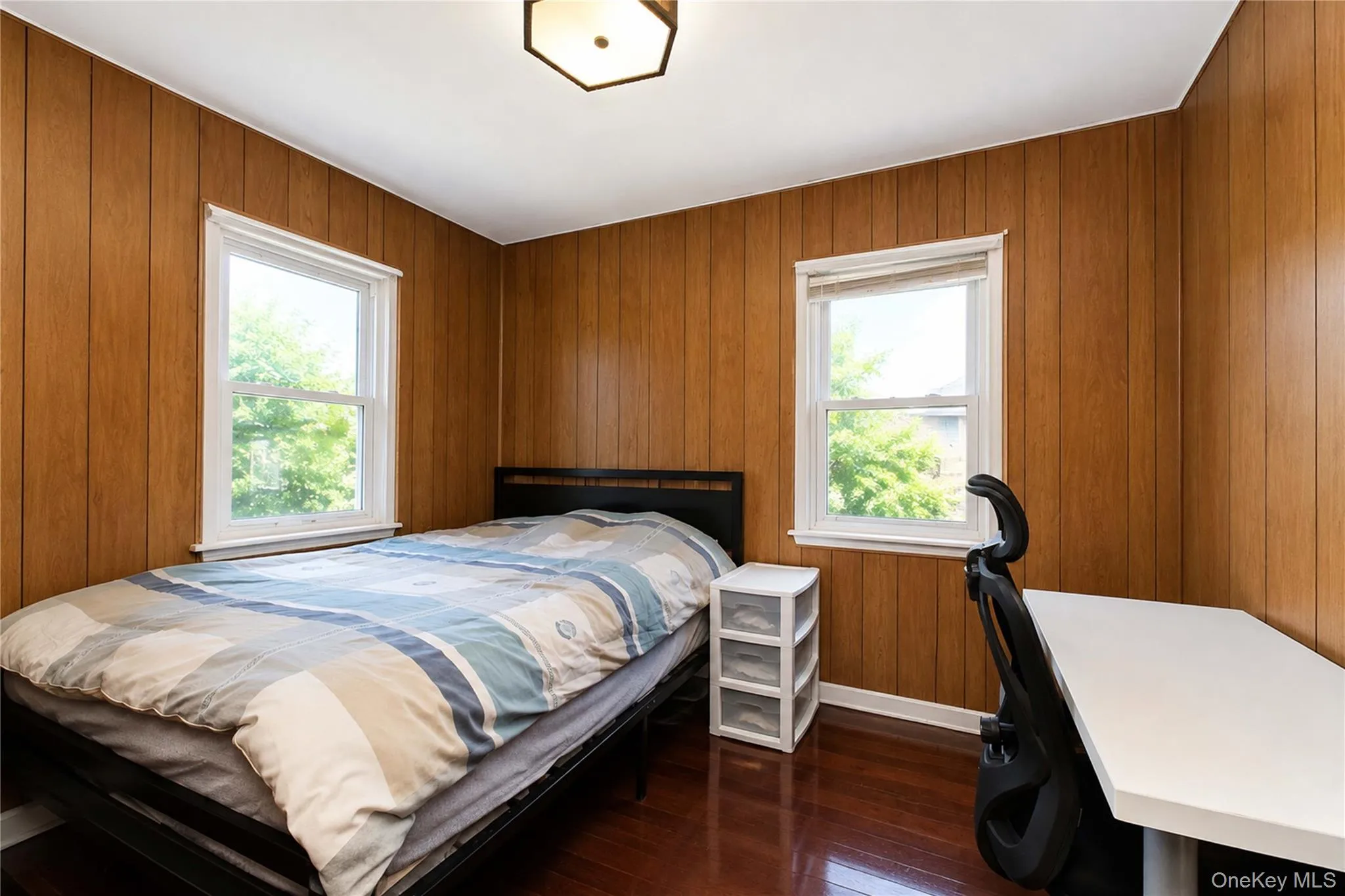 175 Latham Road, North Hempstead, NY, 5 Bedrooms Bedrooms, 7 Rooms Rooms,2 BathroomsBathrooms,Residential,For Rent,Latham,0,1043837 175 Latham Road, North Hempstead, NY, 5 Bedrooms Bedrooms, 7 Rooms Rooms,2 BathroomsBathrooms,Residential,For Rent,Latham,0,1043837