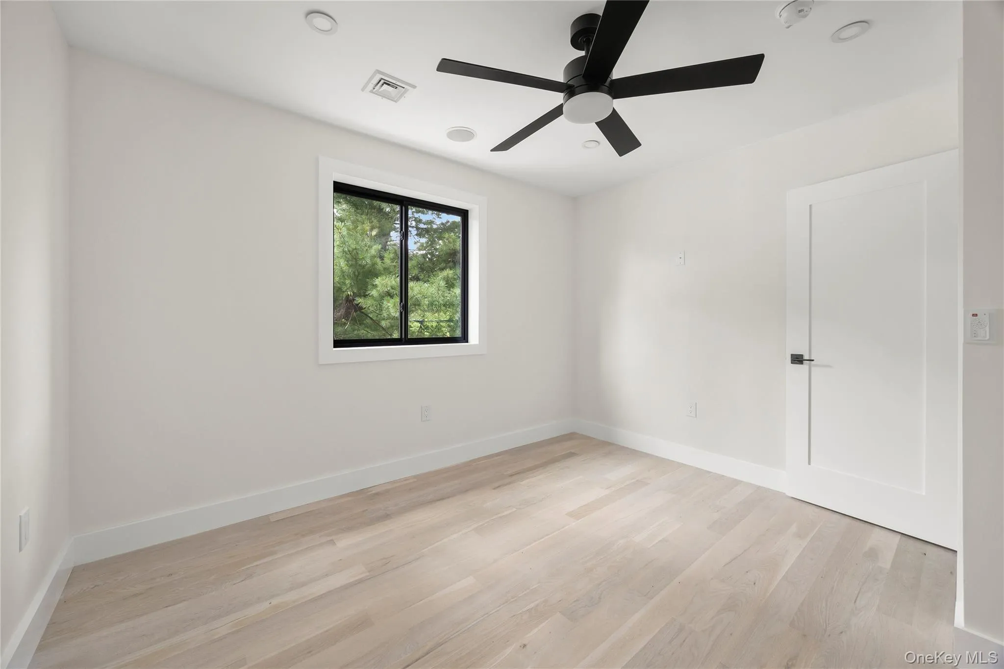 35 Harry Howard Avenue, Hudson, NY, 4 Bedrooms Bedrooms, 12 Rooms Rooms,3 BathroomsBathrooms,Residential,For Rent,Harry Howard,0,1043838 35 Harry Howard Avenue, Hudson, NY, 4 Bedrooms Bedrooms, 12 Rooms Rooms,3 BathroomsBathrooms,Residential,For Rent,Harry Howard,0,1043838
