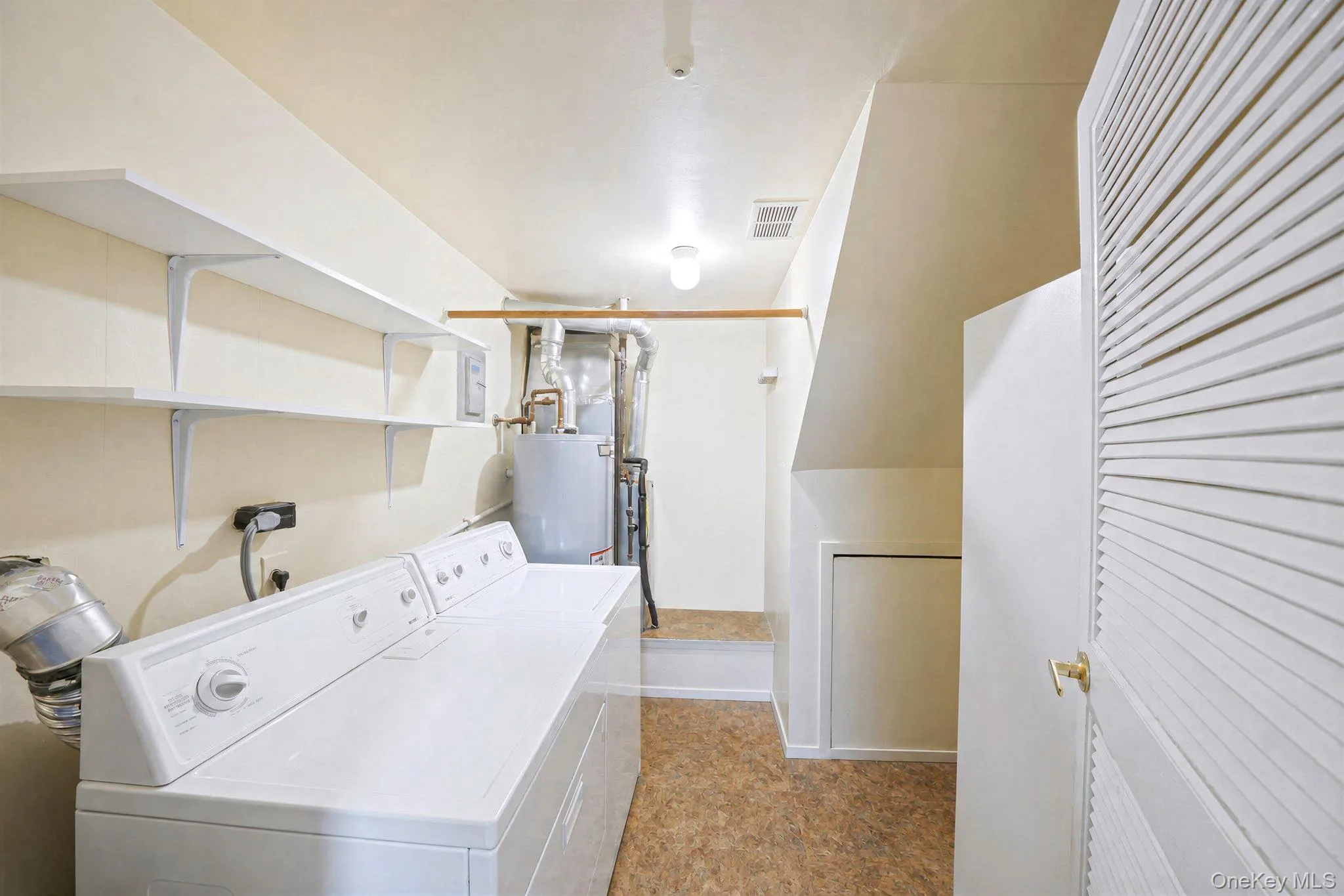 230 Birchwood Road, Brookhaven, NY, 3 Bedrooms Bedrooms, 5 Rooms Rooms,1 BathroomBathrooms,Residential,For Rent,Birchwood,0,1043843 230 Birchwood Road, Brookhaven, NY, 3 Bedrooms Bedrooms, 5 Rooms Rooms,1 BathroomBathrooms,Residential,For Rent,Birchwood,0,1043843