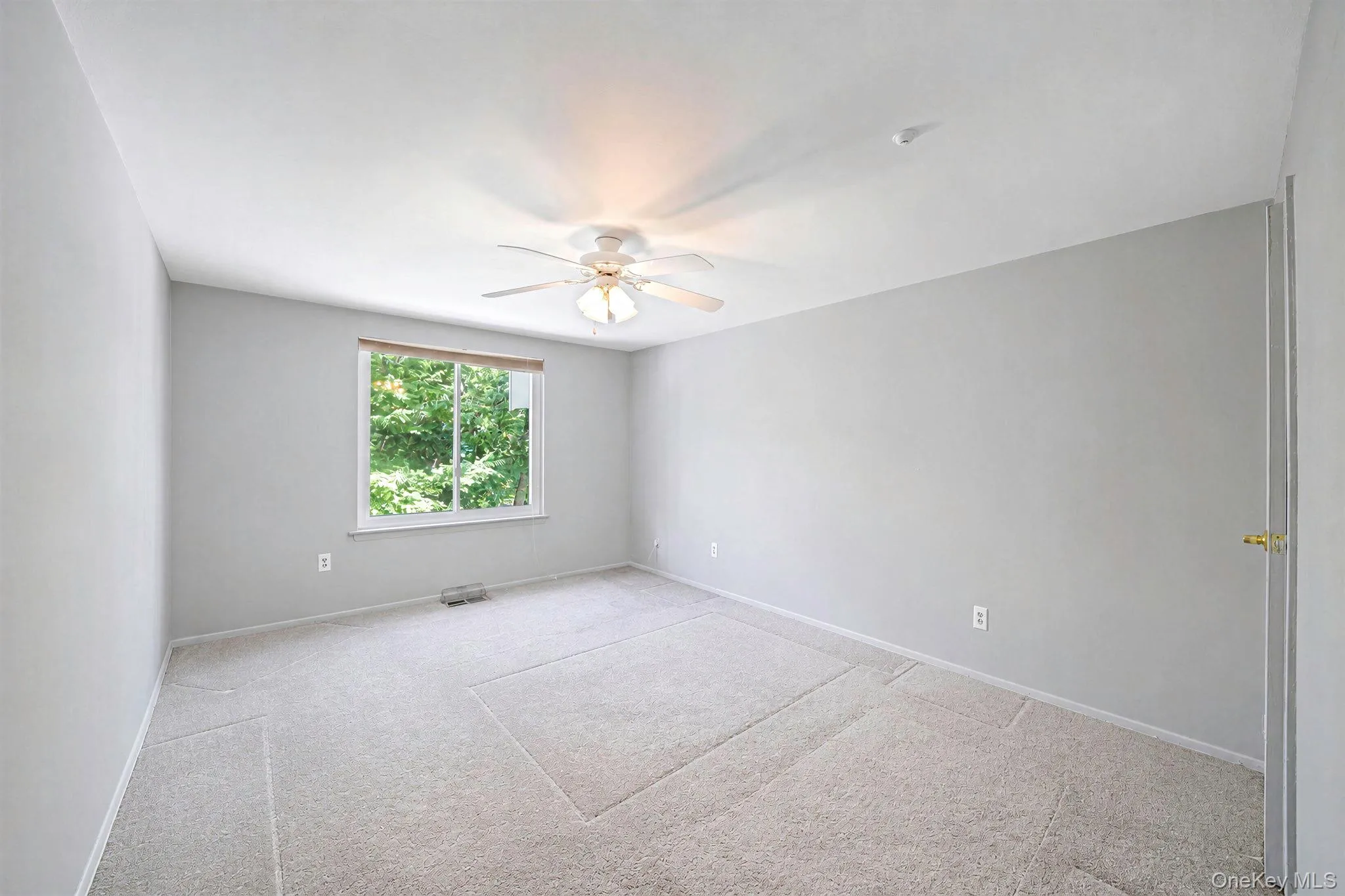 230 Birchwood Road, Brookhaven, NY, 3 Bedrooms Bedrooms, 5 Rooms Rooms,1 BathroomBathrooms,Residential,For Rent,Birchwood,0,1043843 230 Birchwood Road, Brookhaven, NY, 3 Bedrooms Bedrooms, 5 Rooms Rooms,1 BathroomBathrooms,Residential,For Rent,Birchwood,0,1043843