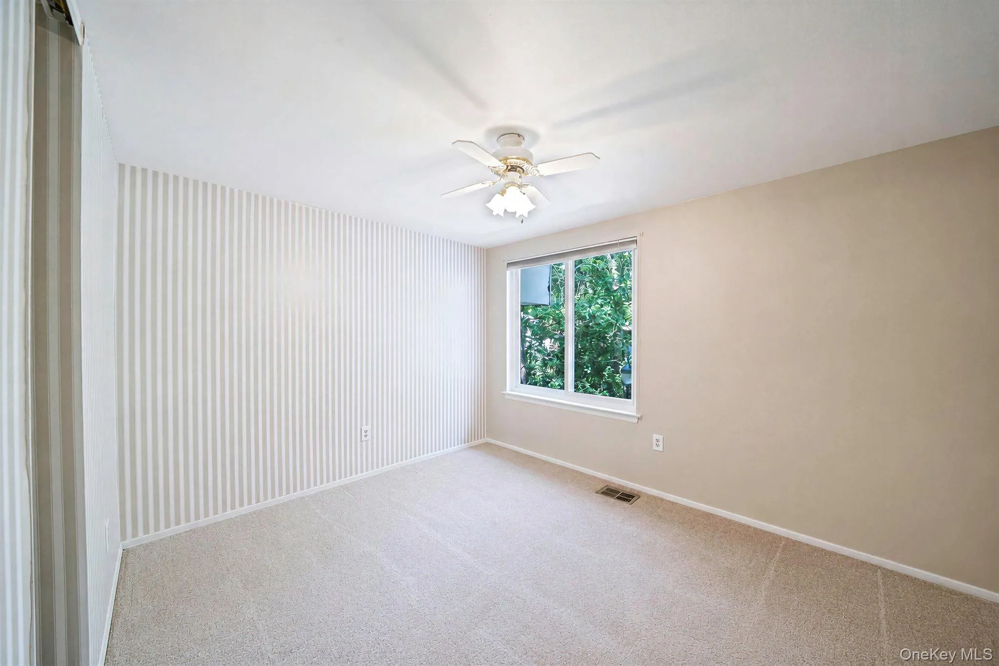 230 Birchwood Road, Brookhaven, NY, 3 Bedrooms Bedrooms, 5 Rooms Rooms,1 BathroomBathrooms,Residential,For Rent,Birchwood,0,1043843 230 Birchwood Road, Brookhaven, NY, 3 Bedrooms Bedrooms, 5 Rooms Rooms,1 BathroomBathrooms,Residential,For Rent,Birchwood,0,1043843