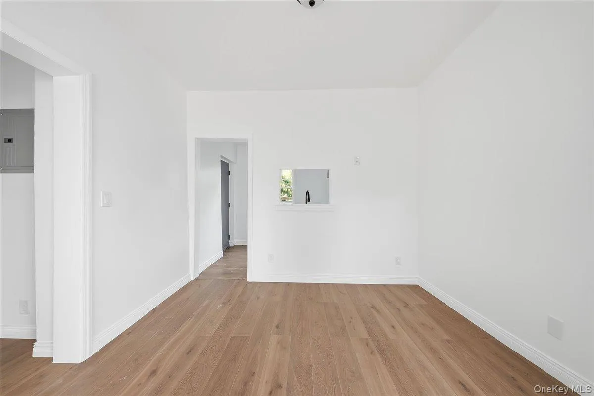 17 Lamartine Avenue, Yonkers, NY, 3 Bedrooms Bedrooms, 5 Rooms Rooms,1 BathroomBathrooms,Residential Lease,For Rent,Lamartine,0,1043844 17 Lamartine Avenue, Yonkers, NY, 3 Bedrooms Bedrooms, 5 Rooms Rooms,1 BathroomBathrooms,Residential Lease,For Rent,Lamartine,0,1043844