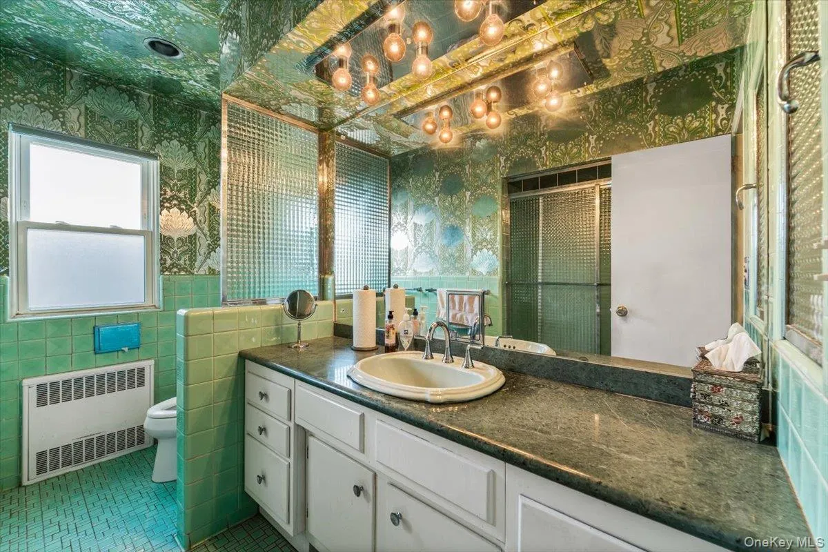 27-17 216th Street, New York, NY, 4 Bedrooms Bedrooms, 13 Rooms Rooms,3 BathroomsBathrooms,Residential,For Rent,216th,0,1043846 27-17 216th Street, New York, NY, 4 Bedrooms Bedrooms, 13 Rooms Rooms,3 BathroomsBathrooms,Residential,For Rent,216th,0,1043846