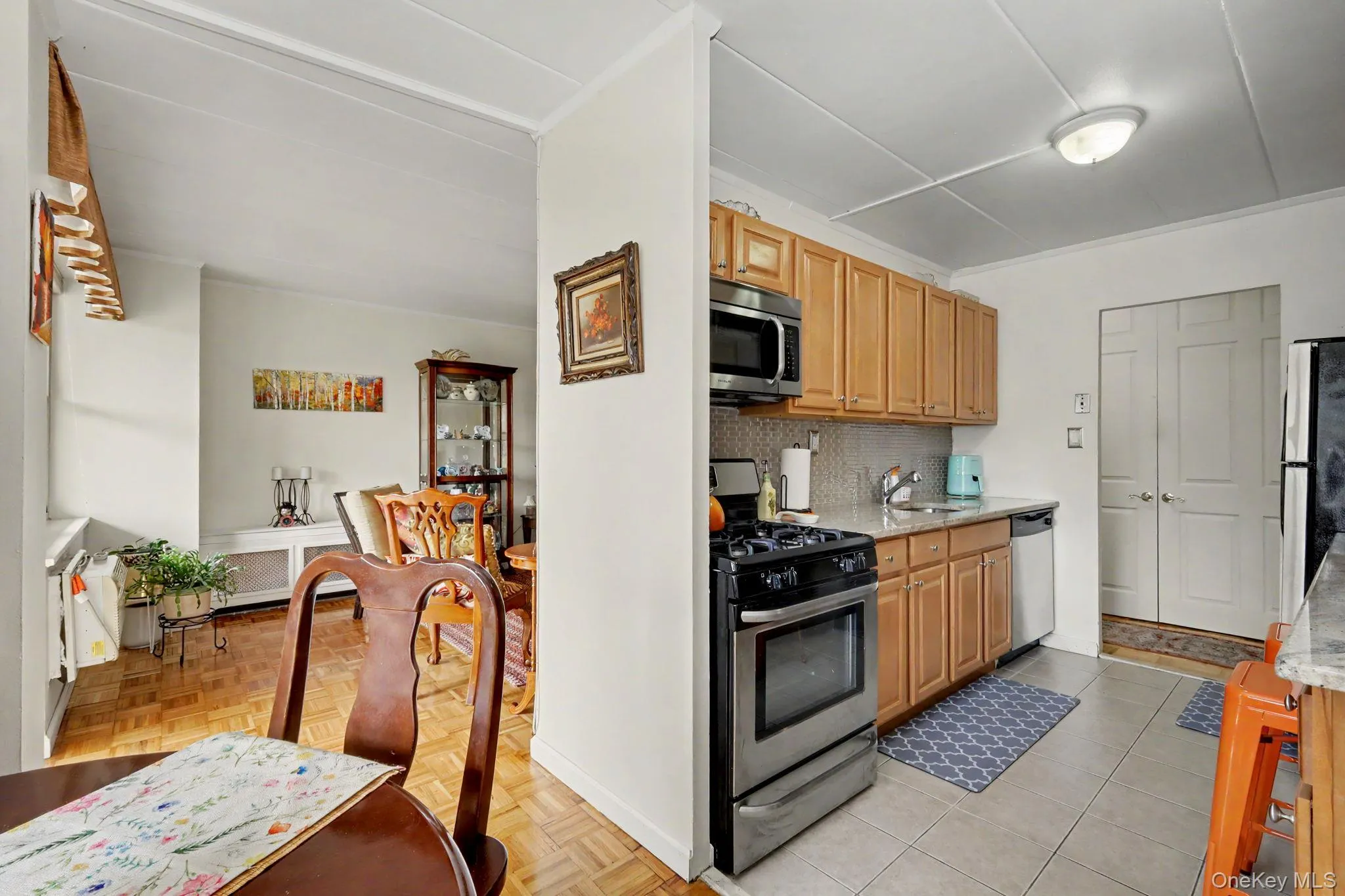 11 Park Avenue, Mount Vernon, NY, 2 Bedrooms Bedrooms, 4 Rooms Rooms,2 BathroomsBathrooms,Residential,For Rent,Park,0,1043851 11 Park Avenue, Mount Vernon, NY, 2 Bedrooms Bedrooms, 4 Rooms Rooms,2 BathroomsBathrooms,Residential,For Rent,Park,0,1043851