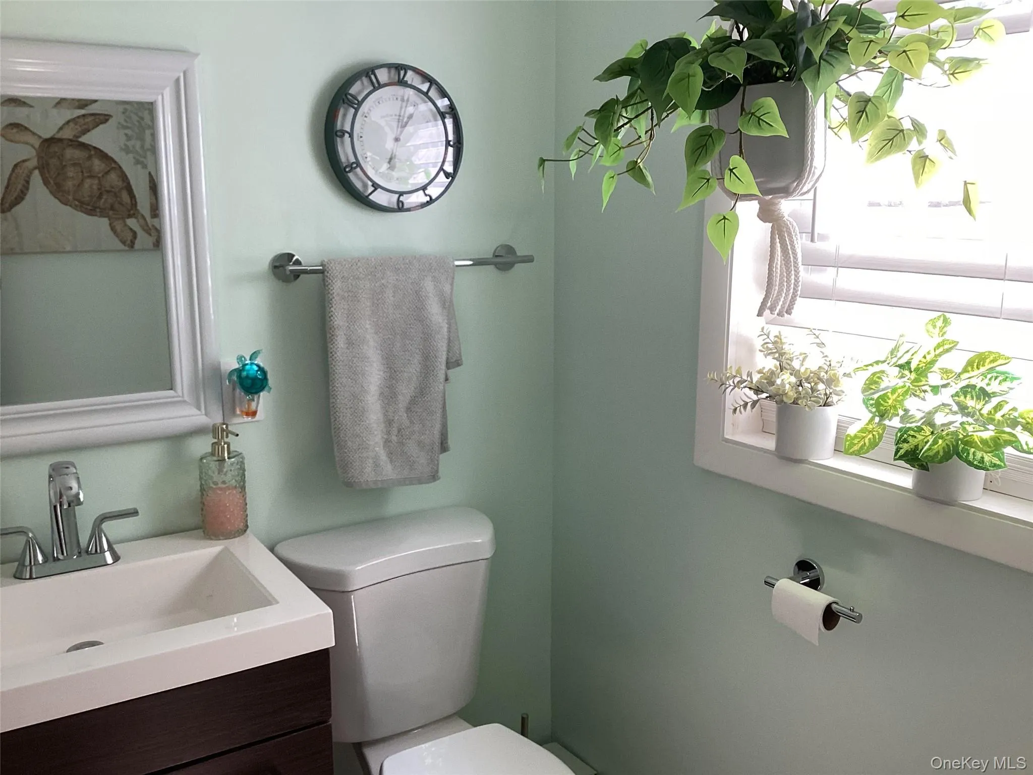 65 Luty Drive, Hyde Park, NY, 3 Bedrooms Bedrooms, 7 Rooms Rooms,1 BathroomBathrooms,Residential,For Rent,Luty,0,1043854 65 Luty Drive, Hyde Park, NY, 3 Bedrooms Bedrooms, 7 Rooms Rooms,1 BathroomBathrooms,Residential,For Rent,Luty,0,1043854