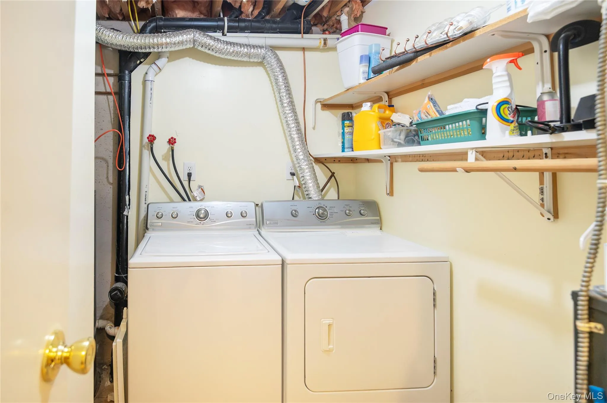 100 Mesora Woods Drive, Fallsburg, NY, 6 Bedrooms Bedrooms, 6 Rooms Rooms,4 BathroomsBathrooms,Residential,For Rent,Mesora Woods,0,1043856 100 Mesora Woods Drive, Fallsburg, NY, 6 Bedrooms Bedrooms, 6 Rooms Rooms,4 BathroomsBathrooms,Residential,For Rent,Mesora Woods,0,1043856