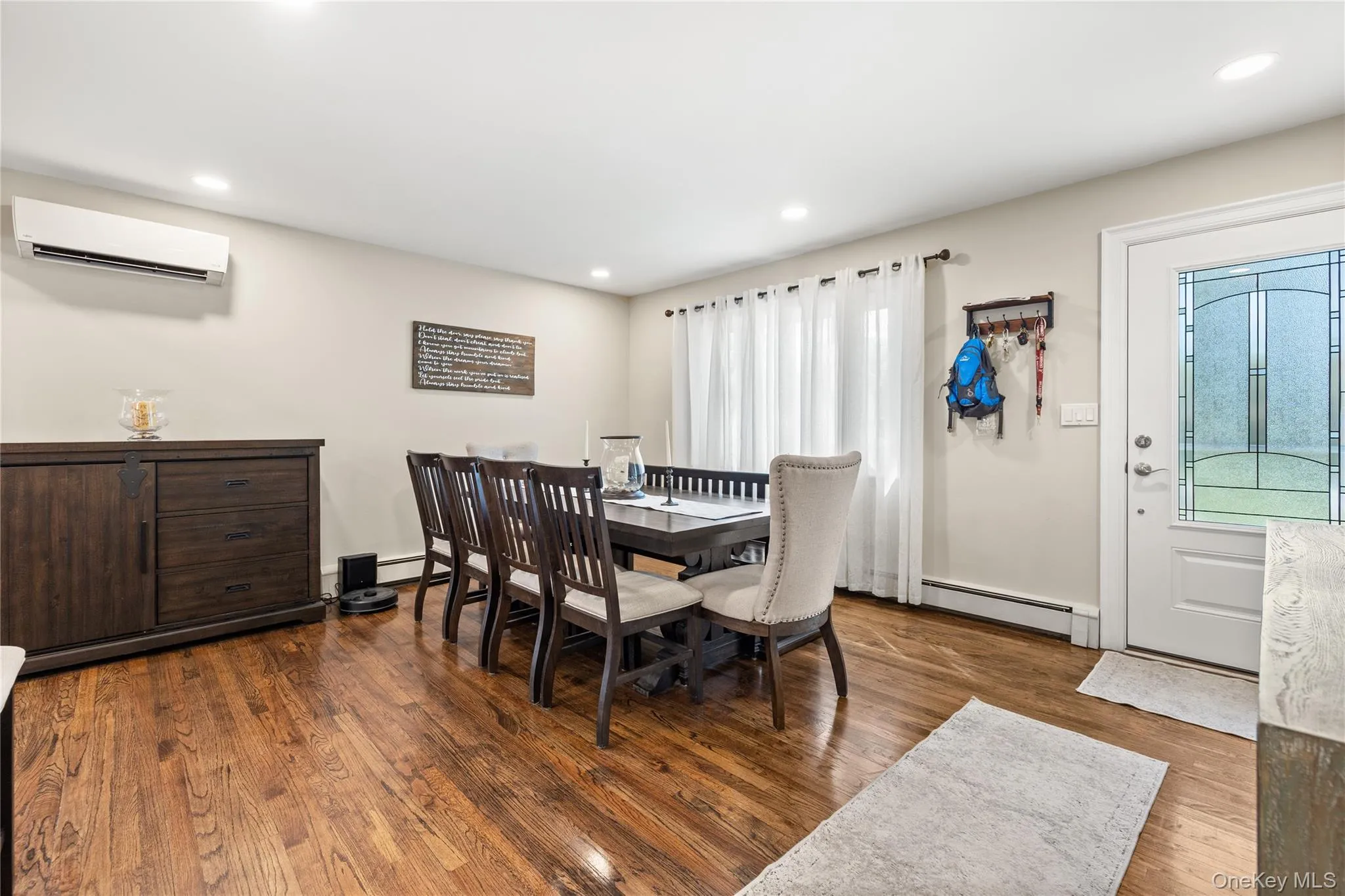 193 Ohls Street, Brookhaven, NY, 3 Bedrooms Bedrooms, 7 Rooms Rooms,2 BathroomsBathrooms,Residential,For Rent,Ohls,0,1043866 193 Ohls Street, Brookhaven, NY, 3 Bedrooms Bedrooms, 7 Rooms Rooms,2 BathroomsBathrooms,Residential,For Rent,Ohls,0,1043866