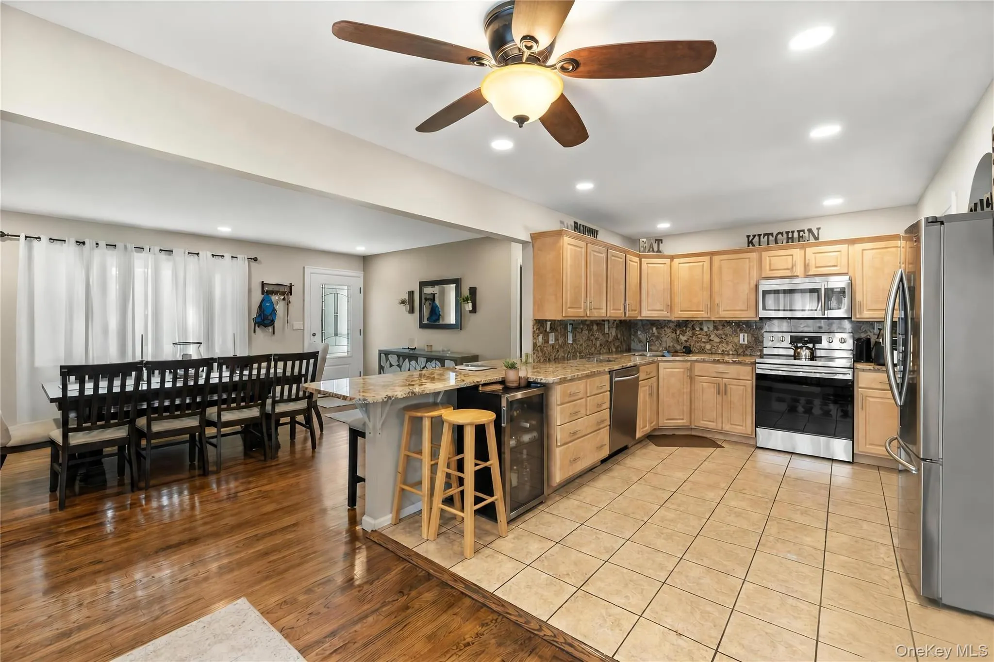 193 Ohls Street, Brookhaven, NY, 3 Bedrooms Bedrooms, 7 Rooms Rooms,2 BathroomsBathrooms,Residential,For Rent,Ohls,0,1043866 193 Ohls Street, Brookhaven, NY, 3 Bedrooms Bedrooms, 7 Rooms Rooms,2 BathroomsBathrooms,Residential,For Rent,Ohls,0,1043866