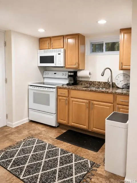 193 Ohls Street, Brookhaven, NY, 3 Bedrooms Bedrooms, 7 Rooms Rooms,2 BathroomsBathrooms,Residential,For Rent,Ohls,0,1043866 193 Ohls Street, Brookhaven, NY, 3 Bedrooms Bedrooms, 7 Rooms Rooms,2 BathroomsBathrooms,Residential,For Rent,Ohls,0,1043866