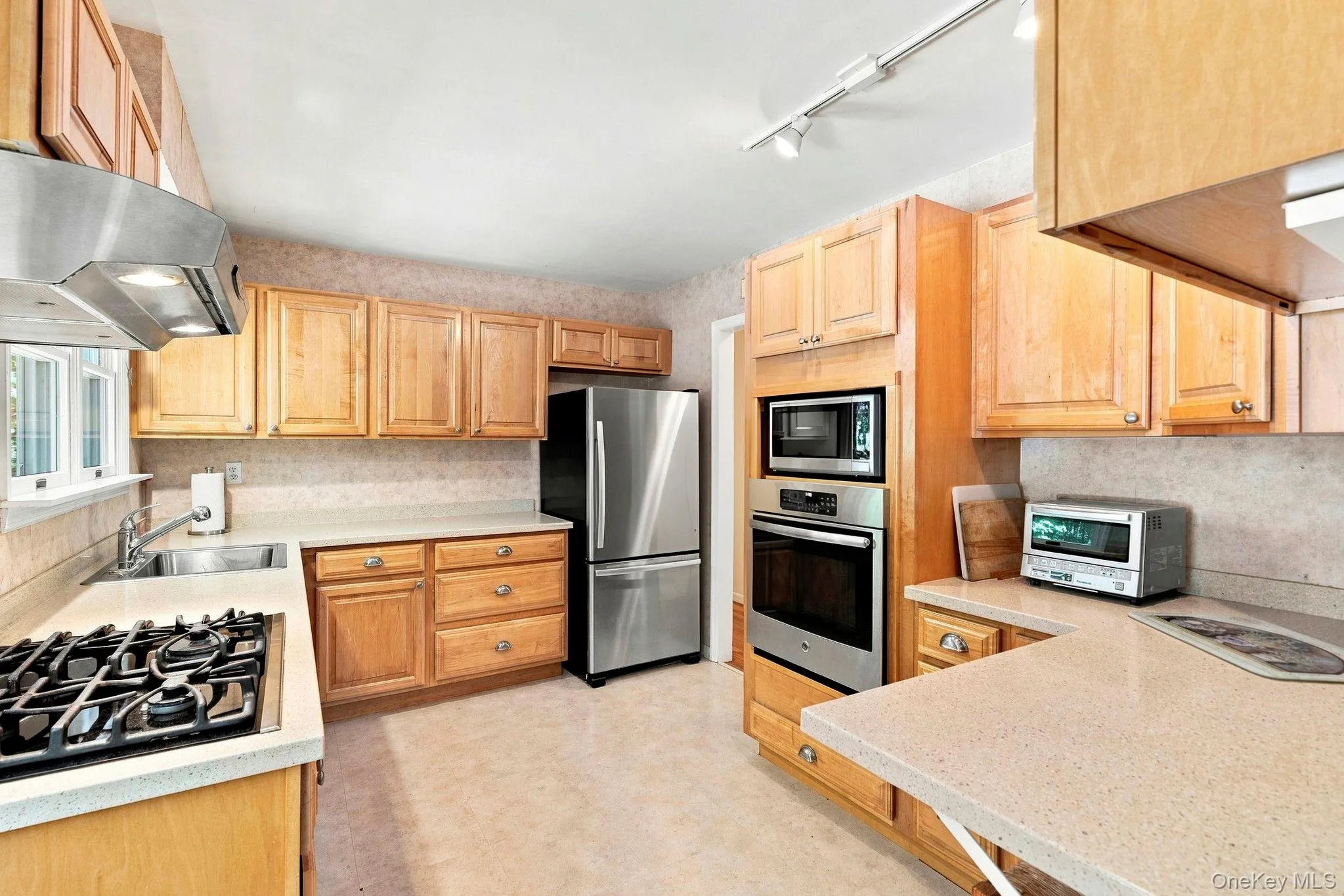 87 Jagger Lane, Southampton, NY, 3 Bedrooms Bedrooms, 6 Rooms Rooms,2 BathroomsBathrooms,Residential,For Rent,Jagger,0,1043869 87 Jagger Lane, Southampton, NY, 3 Bedrooms Bedrooms, 6 Rooms Rooms,2 BathroomsBathrooms,Residential,For Rent,Jagger,0,1043869