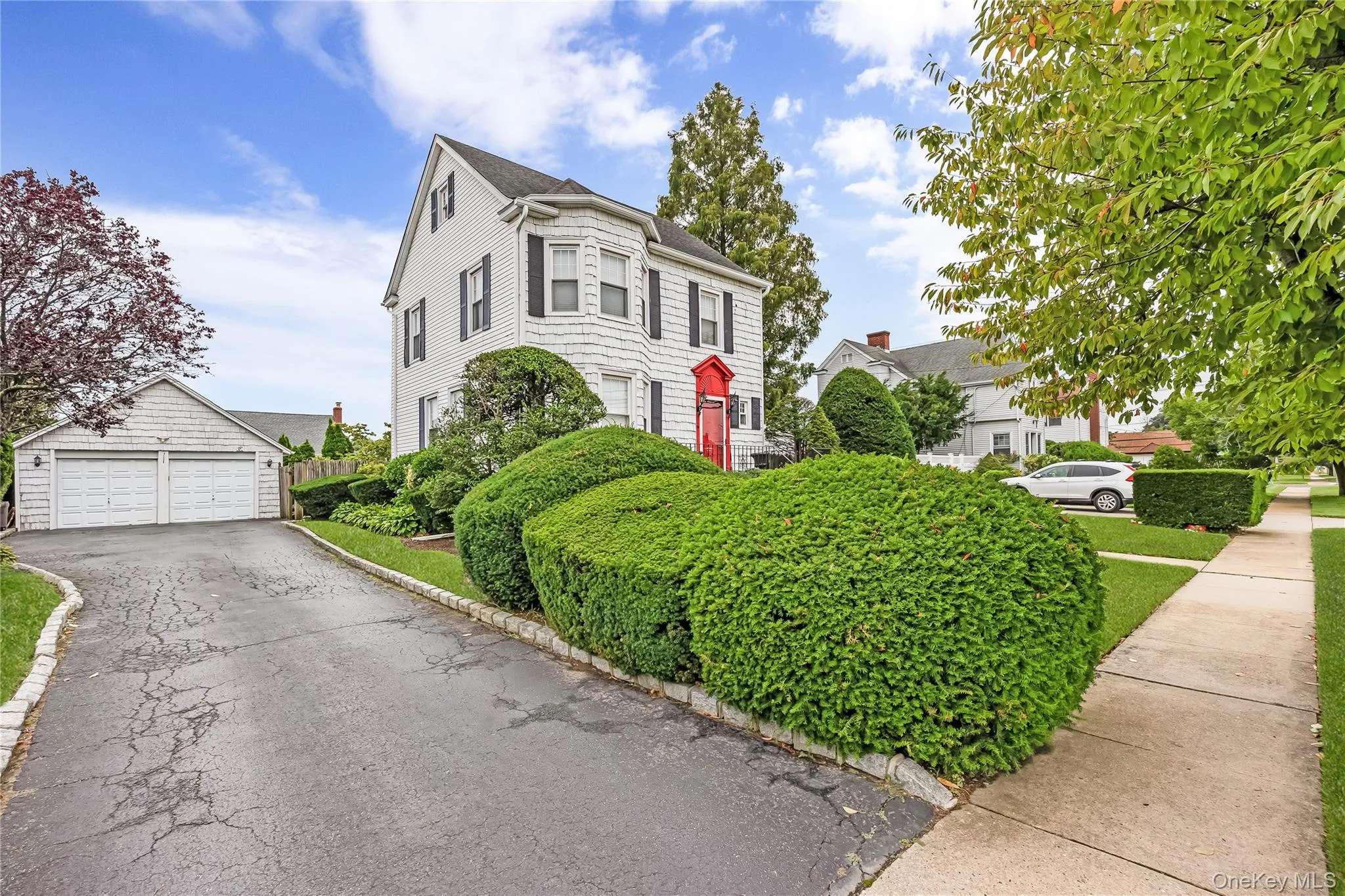 94 Fallwood Parkway, Oyster Bay, NY, 4 Bedrooms Bedrooms, 7 Rooms Rooms,2 BathroomsBathrooms,Residential,For Rent,Fallwood,0,1043870 94 Fallwood Parkway, Oyster Bay, NY, 4 Bedrooms Bedrooms, 7 Rooms Rooms,2 BathroomsBathrooms,Residential,For Rent,Fallwood,0,1043870
