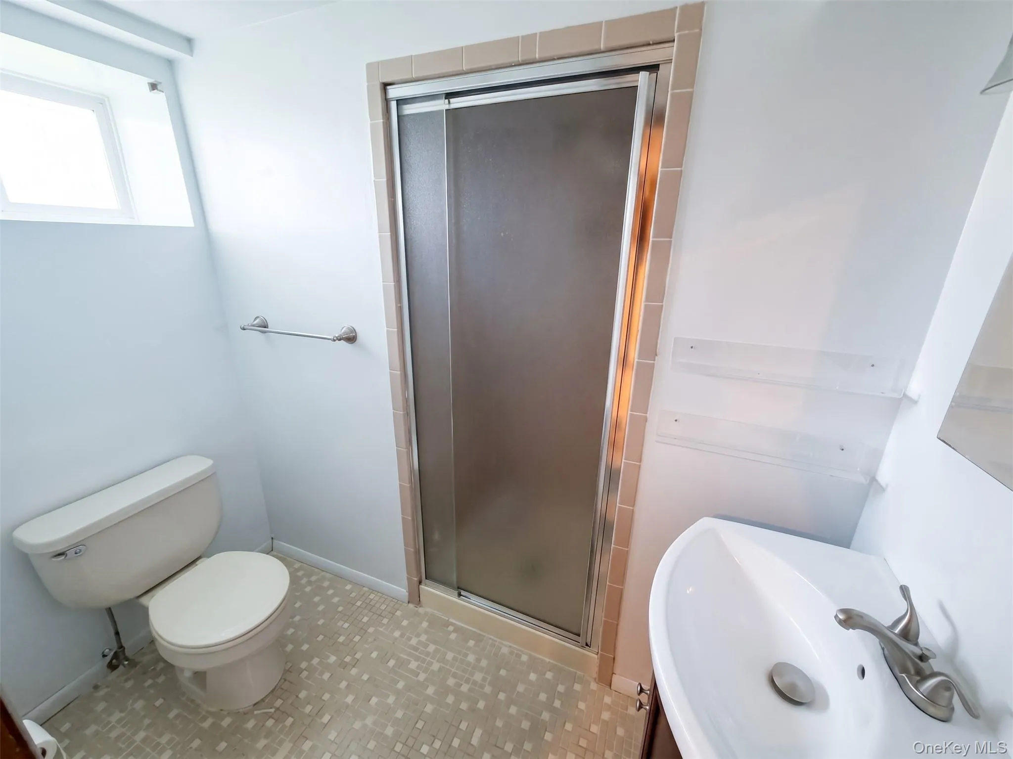 94 Fallwood Parkway, Oyster Bay, NY, 4 Bedrooms Bedrooms, 7 Rooms Rooms,2 BathroomsBathrooms,Residential,For Rent,Fallwood,0,1043870 94 Fallwood Parkway, Oyster Bay, NY, 4 Bedrooms Bedrooms, 7 Rooms Rooms,2 BathroomsBathrooms,Residential,For Rent,Fallwood,0,1043870