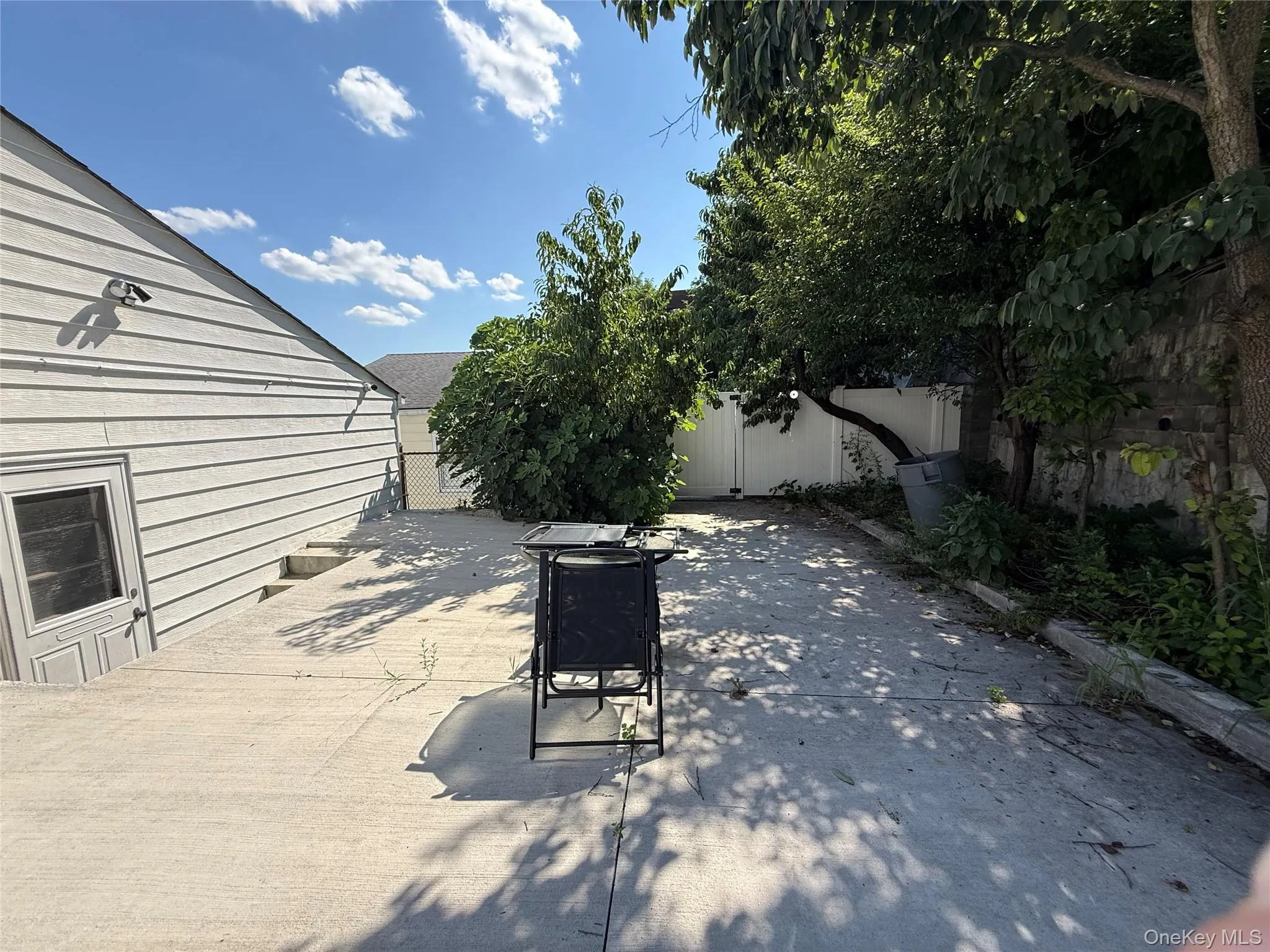 85 Halley Street, Yonkers, NY, 2 Bedrooms Bedrooms, 5 Rooms Rooms,1 BathroomBathrooms,Residential Lease,For Rent,Halley,0,1043871 85 Halley Street, Yonkers, NY, 2 Bedrooms Bedrooms, 5 Rooms Rooms,1 BathroomBathrooms,Residential Lease,For Rent,Halley,0,1043871