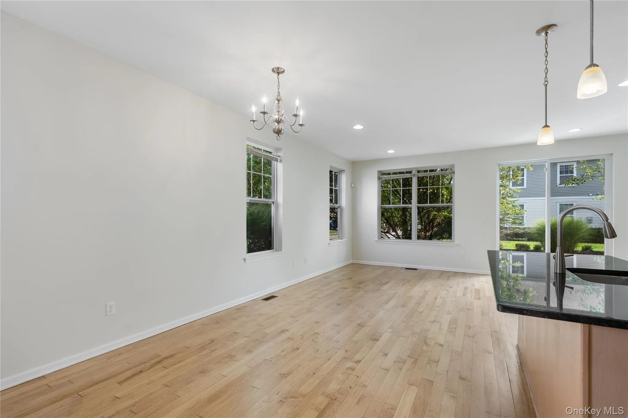 34 Field Stone Drive, Middletown, NY, 3 Bedrooms Bedrooms, 7 Rooms Rooms,2 BathroomsBathrooms,Residential,For Rent,Field Stone,0,1043873 34 Field Stone Drive, Middletown, NY, 3 Bedrooms Bedrooms, 7 Rooms Rooms,2 BathroomsBathrooms,Residential,For Rent,Field Stone,0,1043873