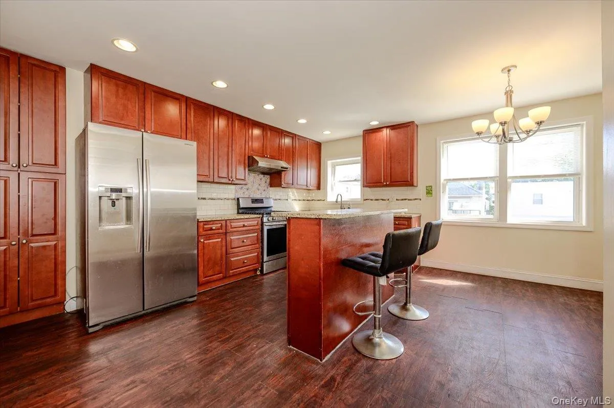 272 Brinsmade Avenue, New York, NY, 3 Bedrooms Bedrooms, 7 Rooms Rooms,2 BathroomsBathrooms,Residential,For Rent,Brinsmade,0,1043875 272 Brinsmade Avenue, New York, NY, 3 Bedrooms Bedrooms, 7 Rooms Rooms,2 BathroomsBathrooms,Residential,For Rent,Brinsmade,0,1043875