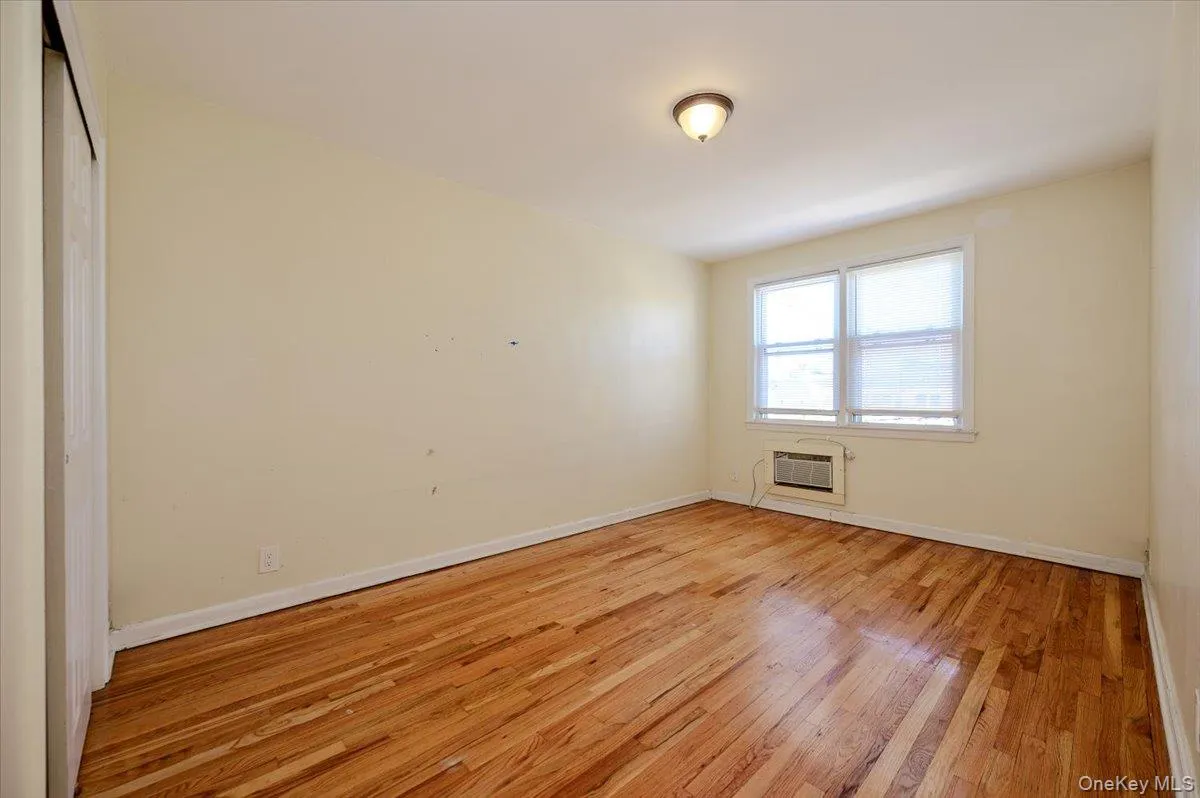 272 Brinsmade Avenue, New York, NY, 3 Bedrooms Bedrooms, 7 Rooms Rooms,2 BathroomsBathrooms,Residential,For Rent,Brinsmade,0,1043875 272 Brinsmade Avenue, New York, NY, 3 Bedrooms Bedrooms, 7 Rooms Rooms,2 BathroomsBathrooms,Residential,For Rent,Brinsmade,0,1043875