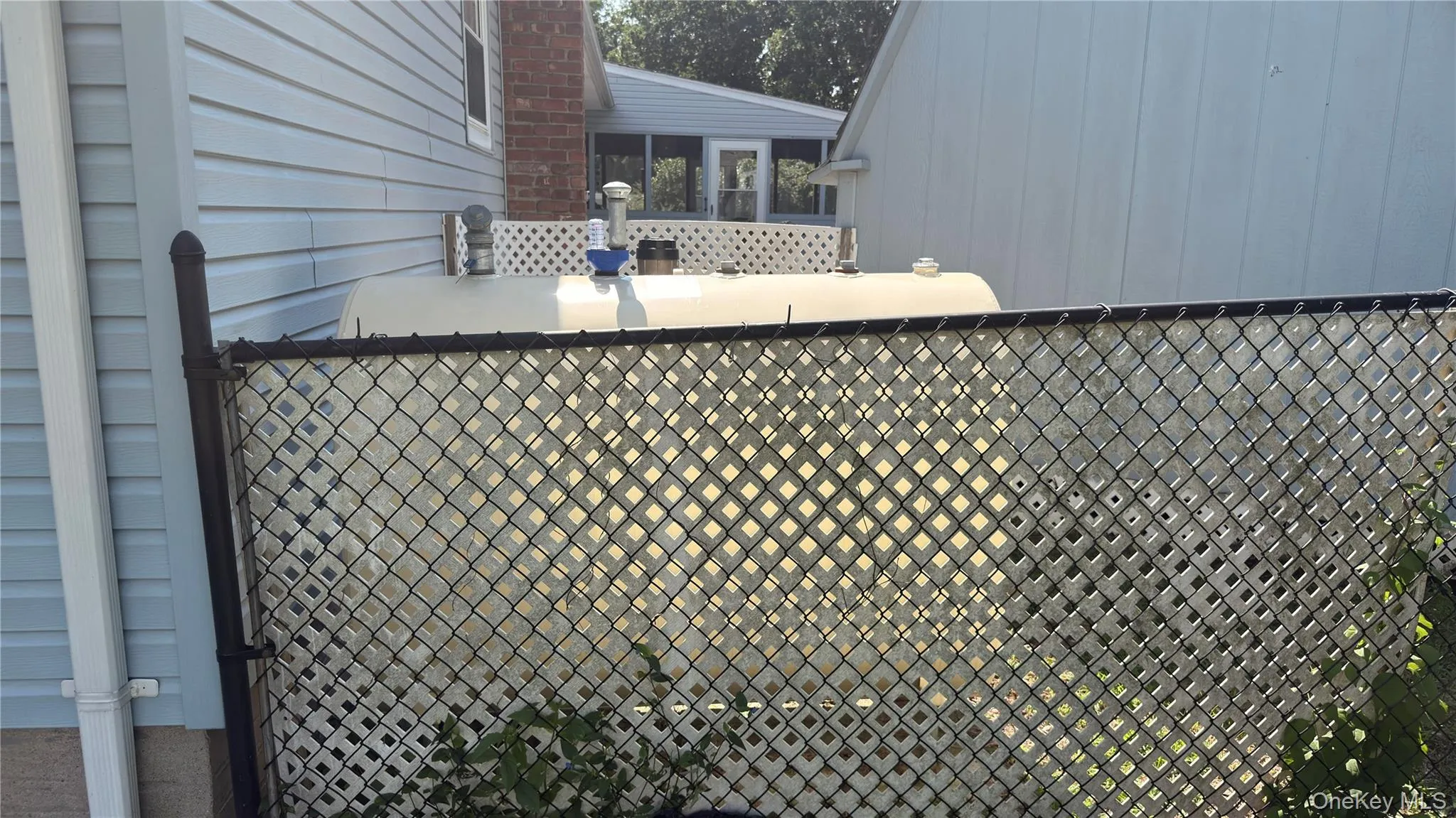 Newer above ground oil tank Newer above ground oil tank