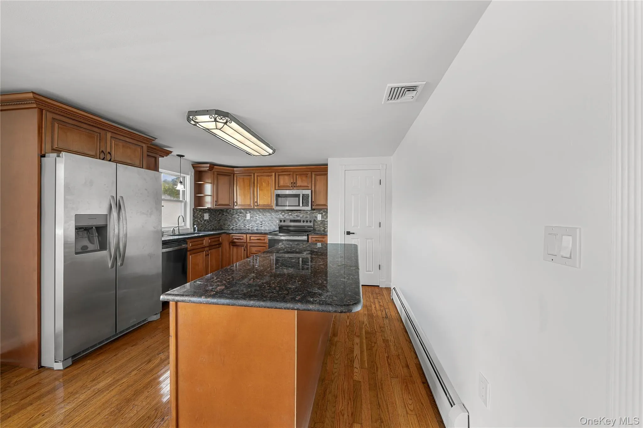 31 Concord Road, Brookhaven, NY, 4 Bedrooms Bedrooms, 12 Rooms Rooms,2 BathroomsBathrooms,Residential,For Rent,Concord,0,1043877 31 Concord Road, Brookhaven, NY, 4 Bedrooms Bedrooms, 12 Rooms Rooms,2 BathroomsBathrooms,Residential,For Rent,Concord,0,1043877