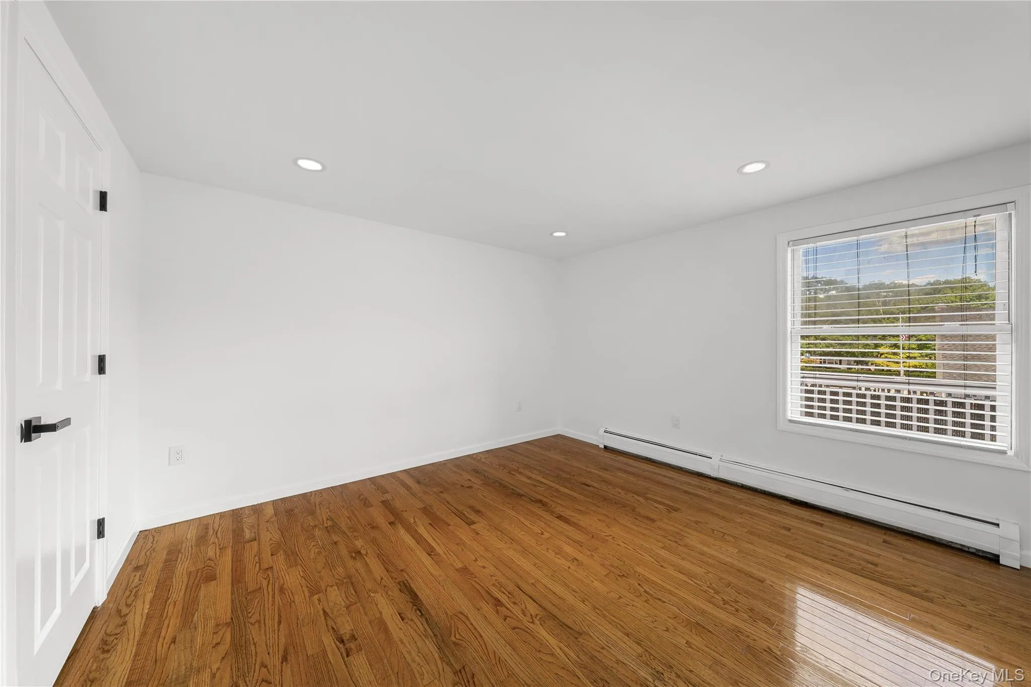31 Concord Road, Brookhaven, NY, 4 Bedrooms Bedrooms, 12 Rooms Rooms,2 BathroomsBathrooms,Residential,For Rent,Concord,0,1043877 31 Concord Road, Brookhaven, NY, 4 Bedrooms Bedrooms, 12 Rooms Rooms,2 BathroomsBathrooms,Residential,For Rent,Concord,0,1043877