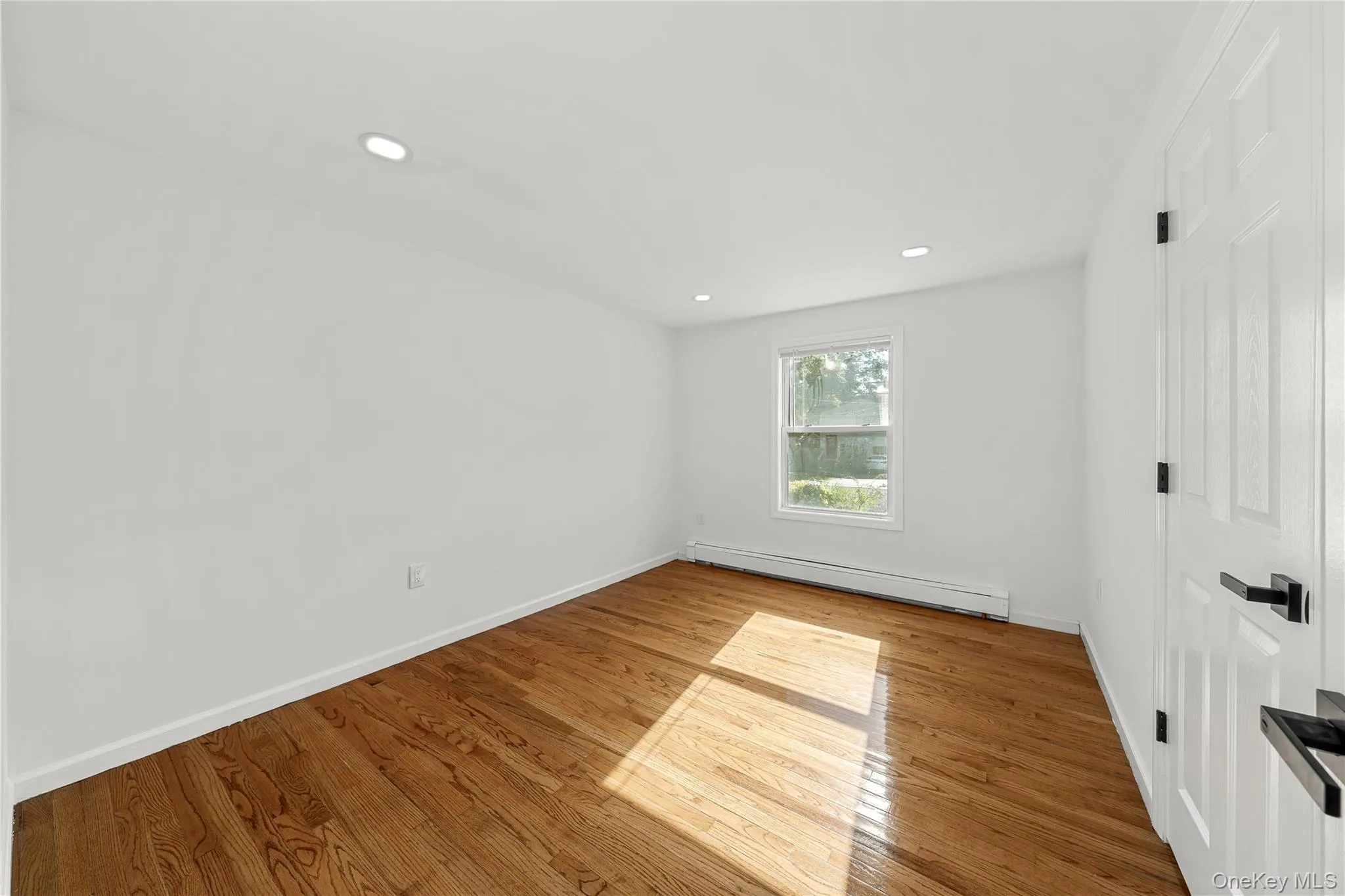 31 Concord Road, Brookhaven, NY, 4 Bedrooms Bedrooms, 12 Rooms Rooms,2 BathroomsBathrooms,Residential,For Rent,Concord,0,1043877 31 Concord Road, Brookhaven, NY, 4 Bedrooms Bedrooms, 12 Rooms Rooms,2 BathroomsBathrooms,Residential,For Rent,Concord,0,1043877