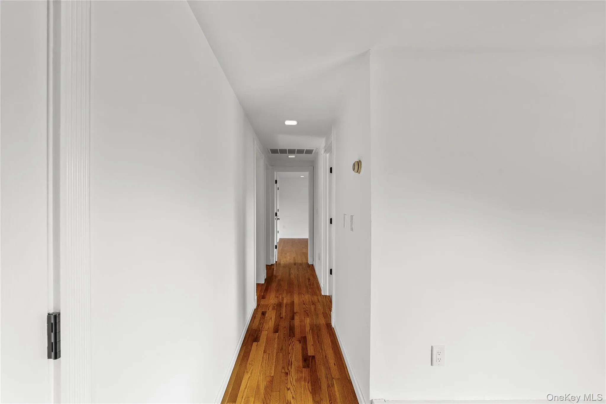 31 Concord Road, Brookhaven, NY, 4 Bedrooms Bedrooms, 12 Rooms Rooms,2 BathroomsBathrooms,Residential,For Rent,Concord,0,1043877 31 Concord Road, Brookhaven, NY, 4 Bedrooms Bedrooms, 12 Rooms Rooms,2 BathroomsBathrooms,Residential,For Rent,Concord,0,1043877