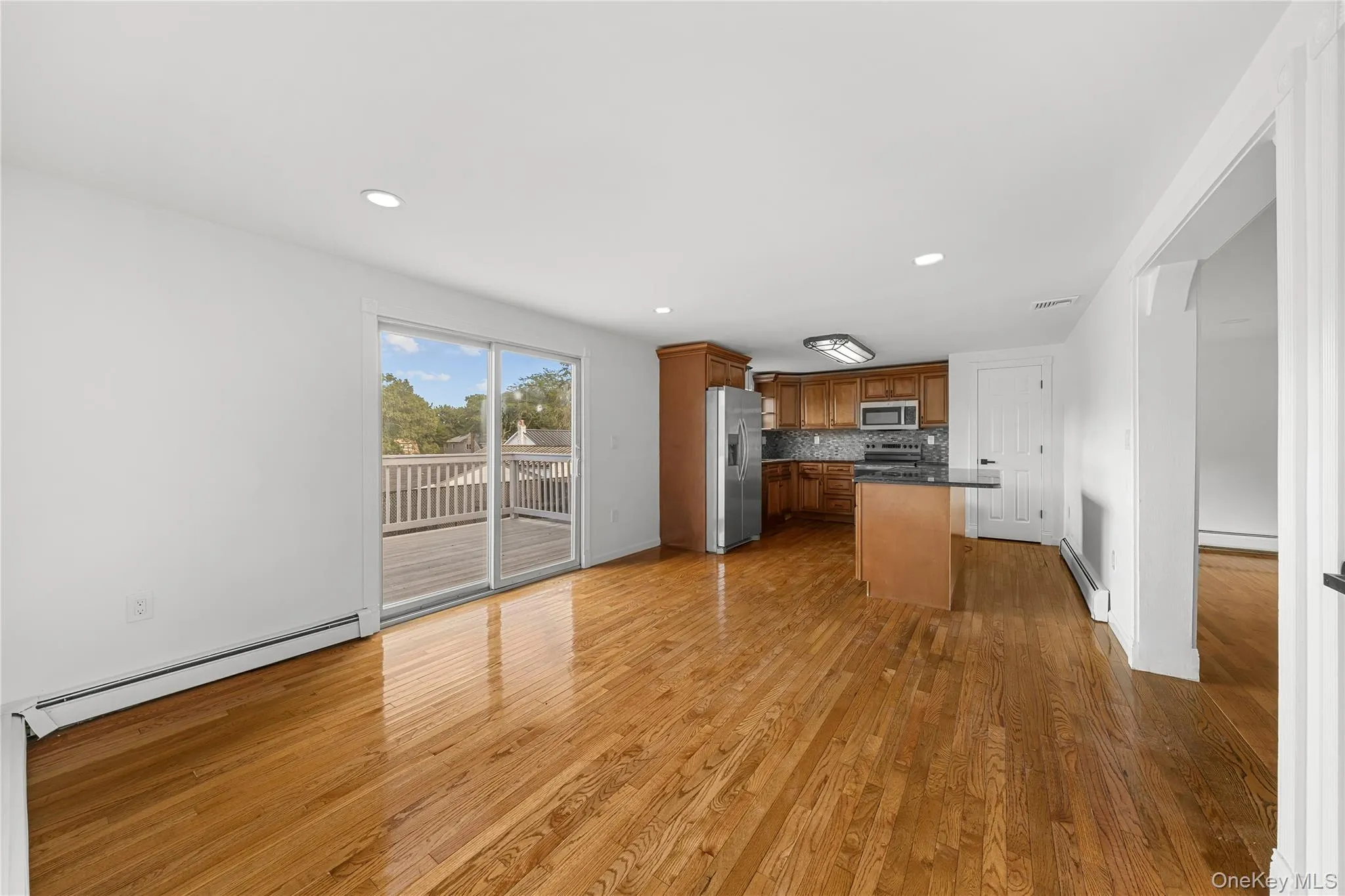 31 Concord Road, Brookhaven, NY, 4 Bedrooms Bedrooms, 12 Rooms Rooms,2 BathroomsBathrooms,Residential,For Rent,Concord,0,1043877 31 Concord Road, Brookhaven, NY, 4 Bedrooms Bedrooms, 12 Rooms Rooms,2 BathroomsBathrooms,Residential,For Rent,Concord,0,1043877