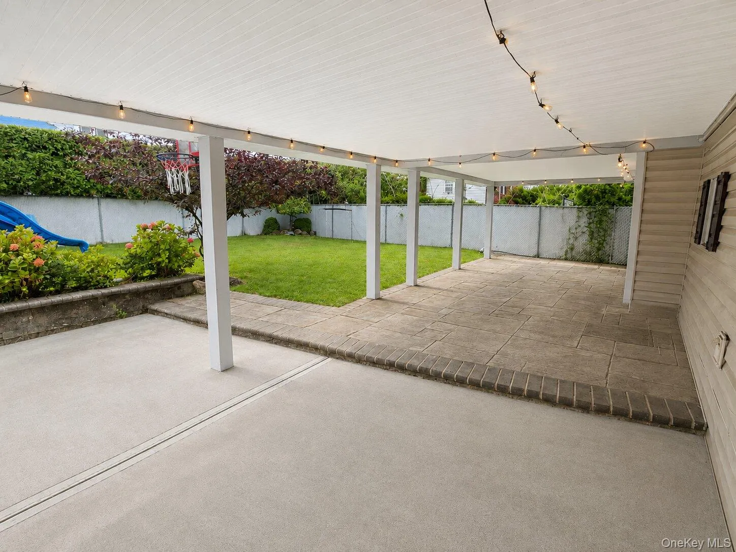 586 Harless Place, Hempstead, NY, 5 Bedrooms Bedrooms, 14 Rooms Rooms,3 BathroomsBathrooms,Residential,For Rent,Harless,0,1043880 586 Harless Place, Hempstead, NY, 5 Bedrooms Bedrooms, 14 Rooms Rooms,3 BathroomsBathrooms,Residential,For Rent,Harless,0,1043880