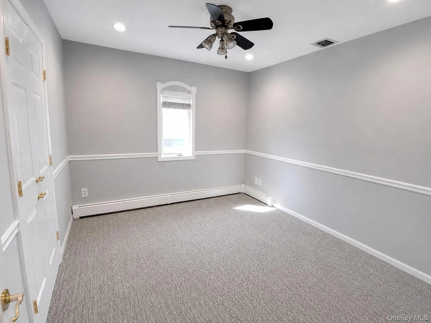 586 Harless Place, Hempstead, NY, 5 Bedrooms Bedrooms, 14 Rooms Rooms,3 BathroomsBathrooms,Residential,For Rent,Harless,0,1043880 586 Harless Place, Hempstead, NY, 5 Bedrooms Bedrooms, 14 Rooms Rooms,3 BathroomsBathrooms,Residential,For Rent,Harless,0,1043880