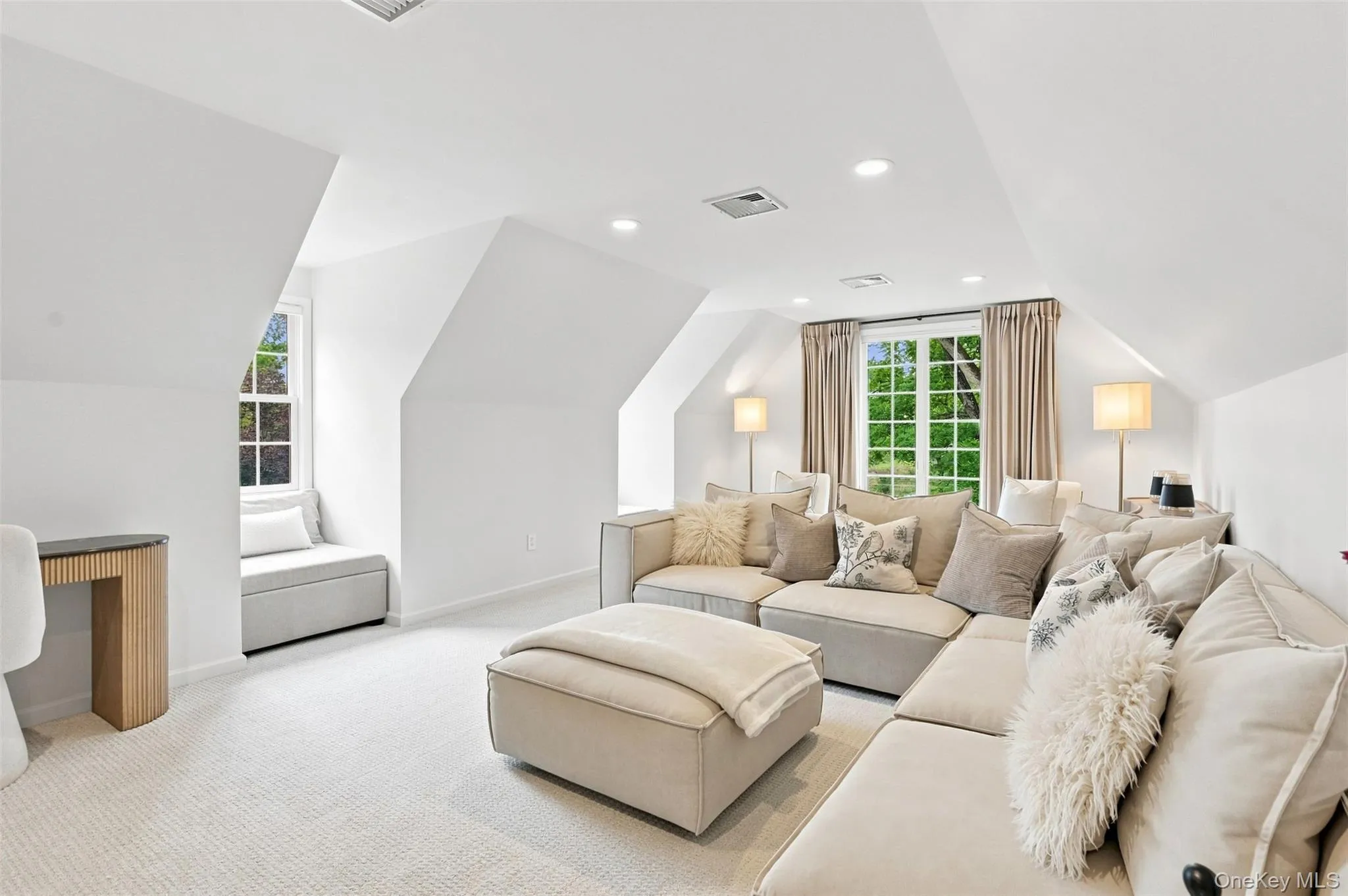 10 Country Club Road, East Fishkill, NY, 4 Bedrooms Bedrooms, 12 Rooms Rooms,2 BathroomsBathrooms,Residential,For Rent,Country Club,0,1043882 10 Country Club Road, East Fishkill, NY, 4 Bedrooms Bedrooms, 12 Rooms Rooms,2 BathroomsBathrooms,Residential,For Rent,Country Club,0,1043882