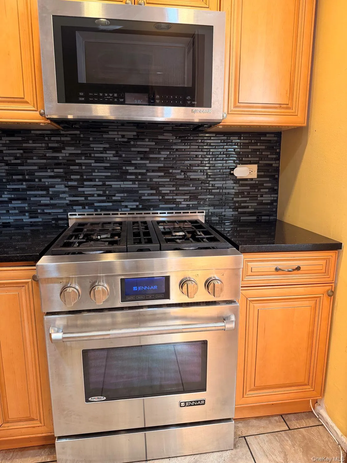 601 Pelham Parkway, New York, NY, 1 Bedroom Bedrooms, 3 Rooms Rooms,1 BathroomBathrooms,Residential,For Rent,Pelham,0,1043888 601 Pelham Parkway, New York, NY, 1 Bedroom Bedrooms, 3 Rooms Rooms,1 BathroomBathrooms,Residential,For Rent,Pelham,0,1043888
