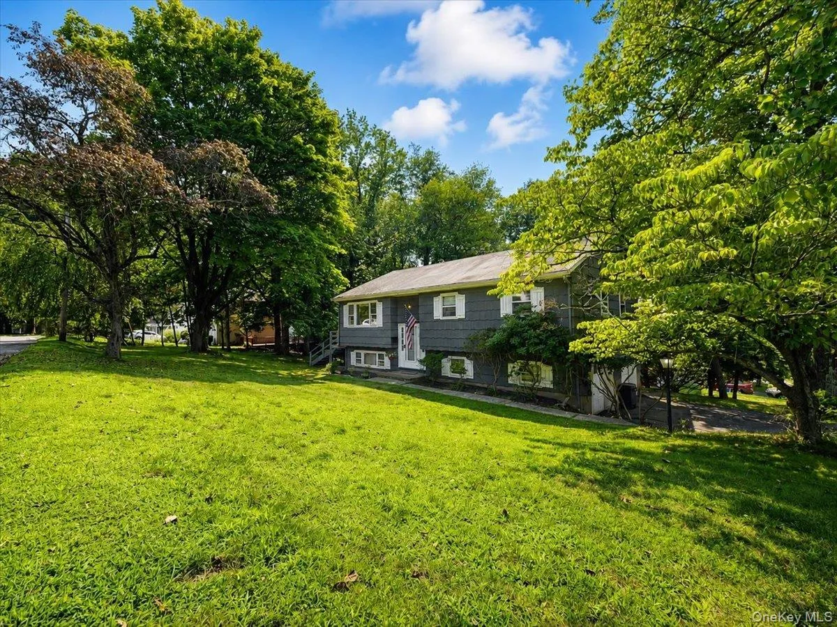 157 Washington Avenue, Orangetown, NY, 3 Bedrooms Bedrooms, 8 Rooms Rooms,1 BathroomBathrooms,Residential,For Rent,Washington,0,1043889 157 Washington Avenue, Orangetown, NY, 3 Bedrooms Bedrooms, 8 Rooms Rooms,1 BathroomBathrooms,Residential,For Rent,Washington,0,1043889