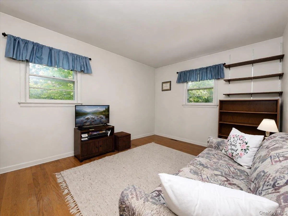 157 Washington Avenue, Orangetown, NY, 3 Bedrooms Bedrooms, 8 Rooms Rooms,1 BathroomBathrooms,Residential,For Rent,Washington,0,1043889 157 Washington Avenue, Orangetown, NY, 3 Bedrooms Bedrooms, 8 Rooms Rooms,1 BathroomBathrooms,Residential,For Rent,Washington,0,1043889