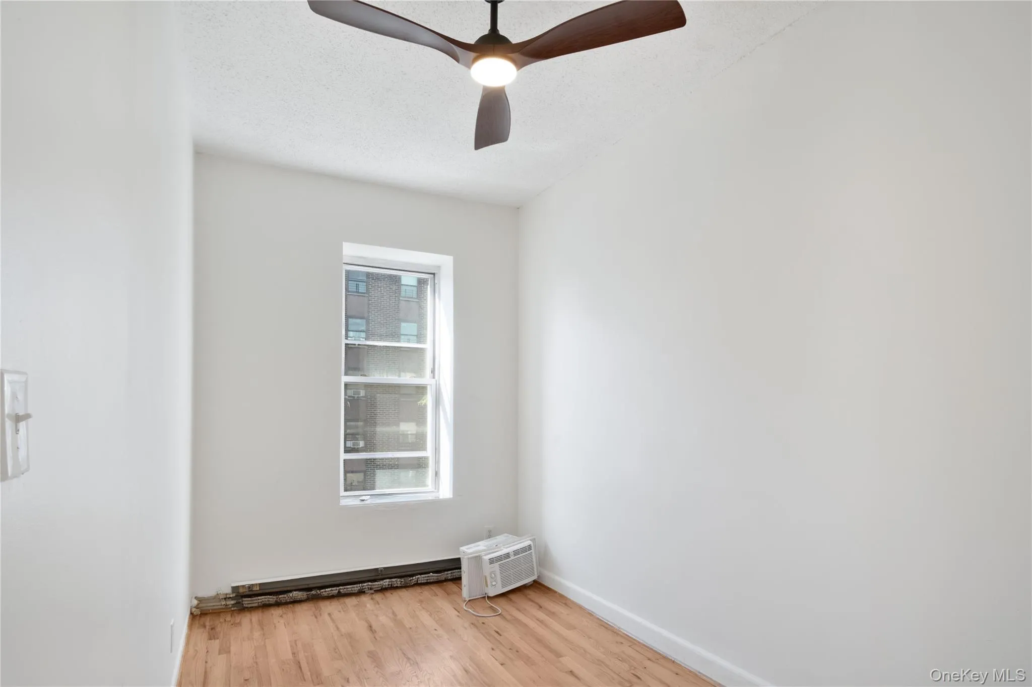211 Kosciuszko Street, New York, NY, 3 Bedrooms Bedrooms, 4 Rooms Rooms,1 BathroomBathrooms,Residential Lease,For Rent,Kosciuszko,0,1043890 211 Kosciuszko Street, New York, NY, 3 Bedrooms Bedrooms, 4 Rooms Rooms,1 BathroomBathrooms,Residential Lease,For Rent,Kosciuszko,0,1043890